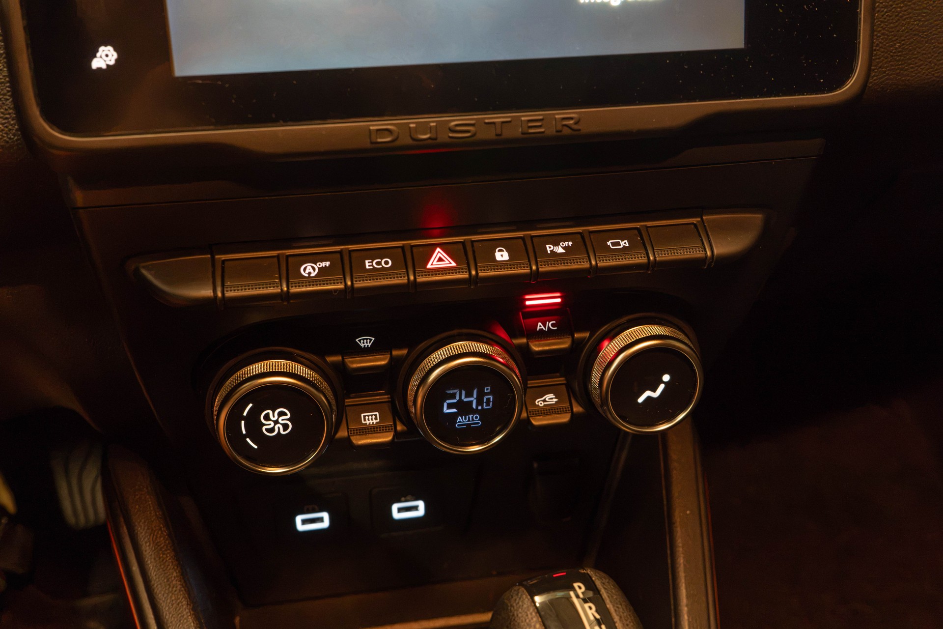 DACIA Duster 1.3 TCe 150 Extreme EDC-image-14
