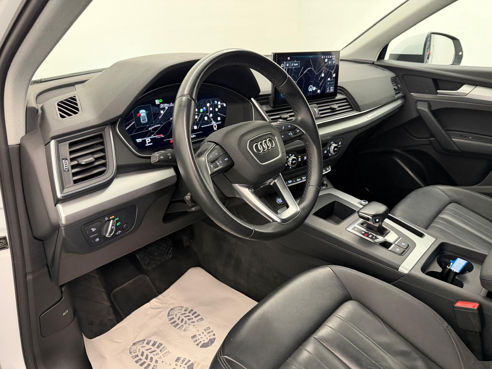 AUDI Q5 2.0 40 TDI quattro S-Tronic-image-9