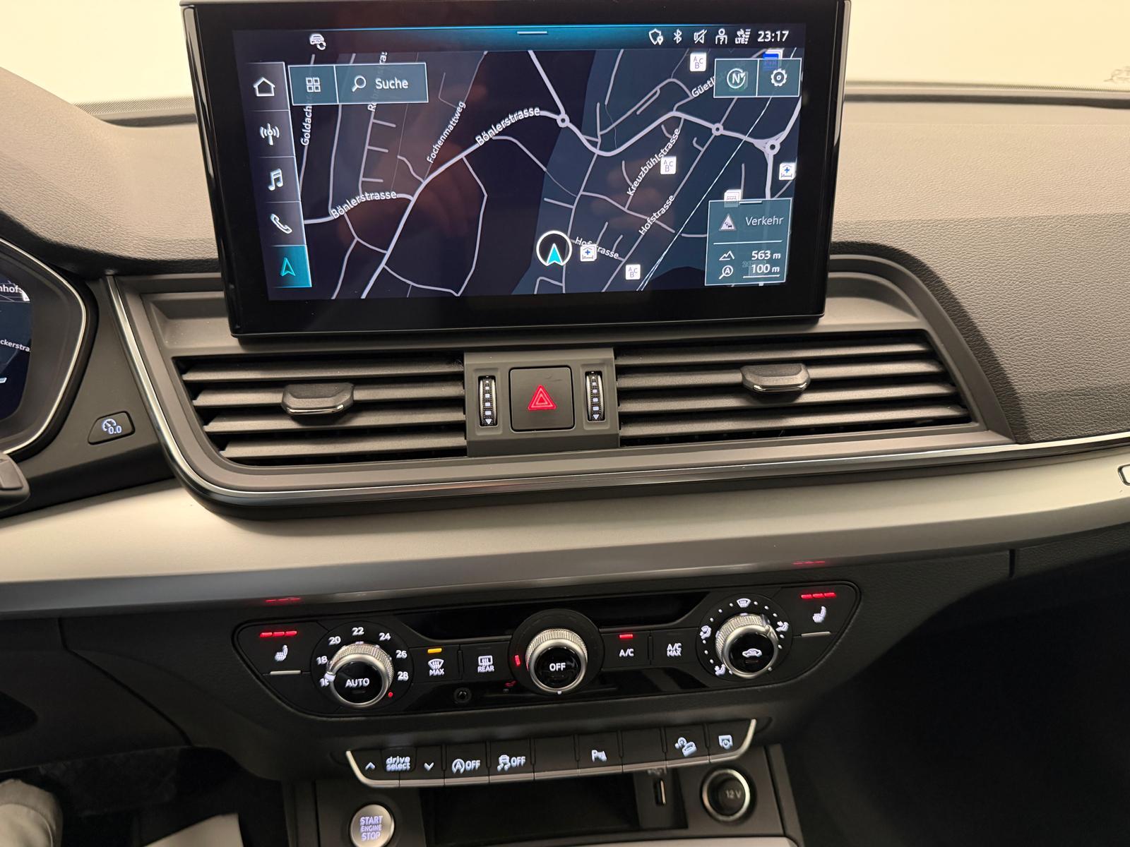 AUDI Q5 2.0 40 TDI quattro S-Tronic-image-18