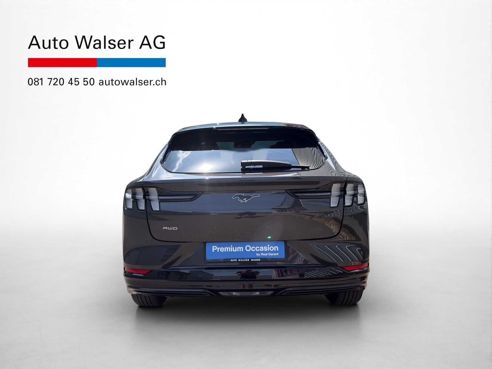 FORD Mustang Mach-E Premium AWD-showroom-element-3