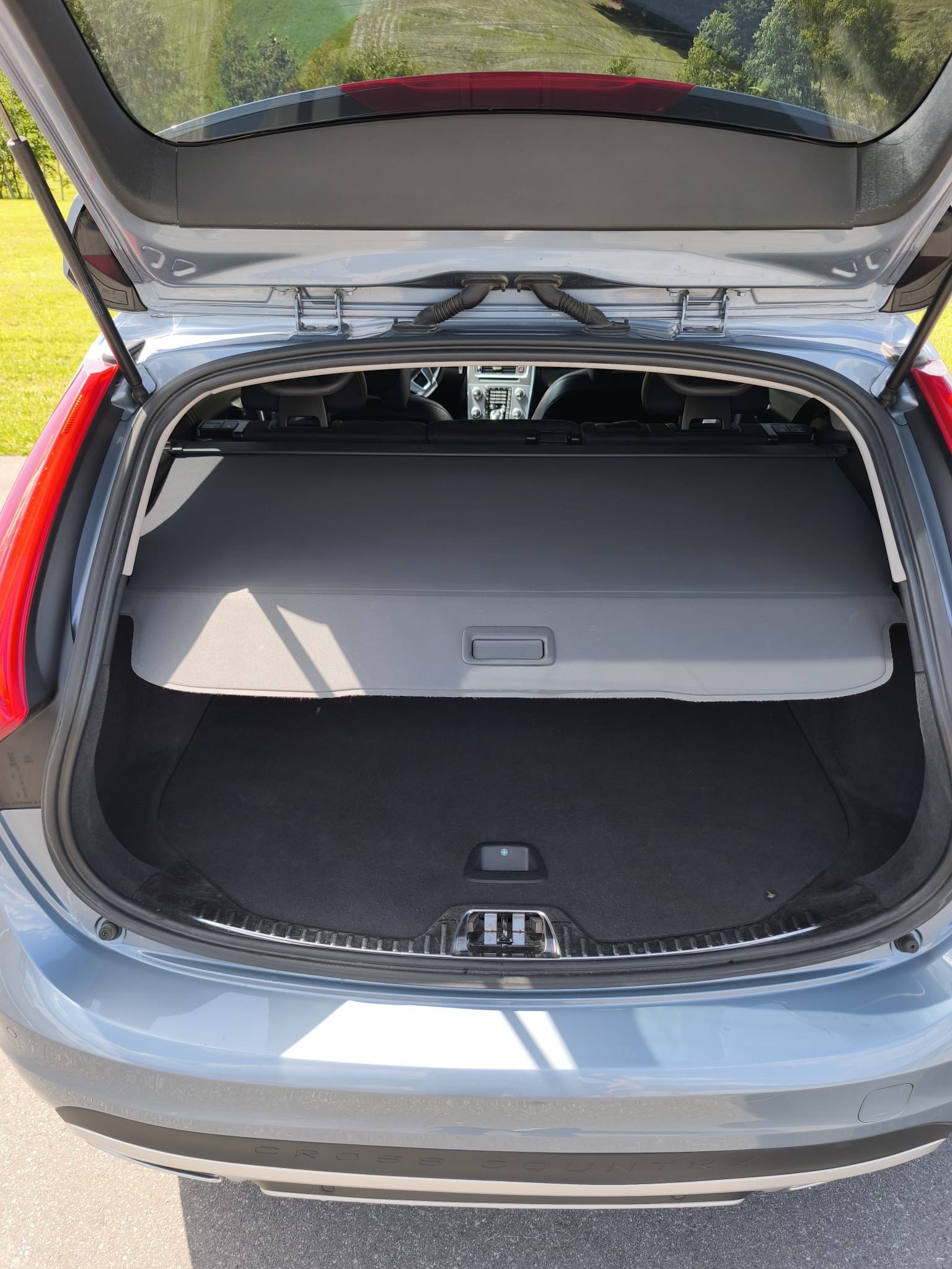 VOLVO V60 Cross Country D3 Executive Geartronic-image-18