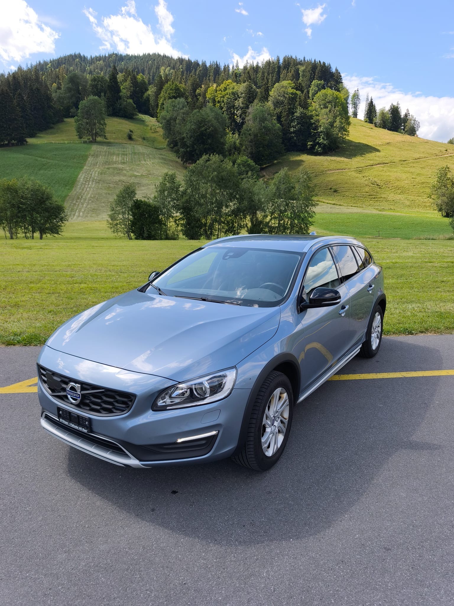 VOLVO V60 Cross Country D3 Executive Geartronic-image-15
