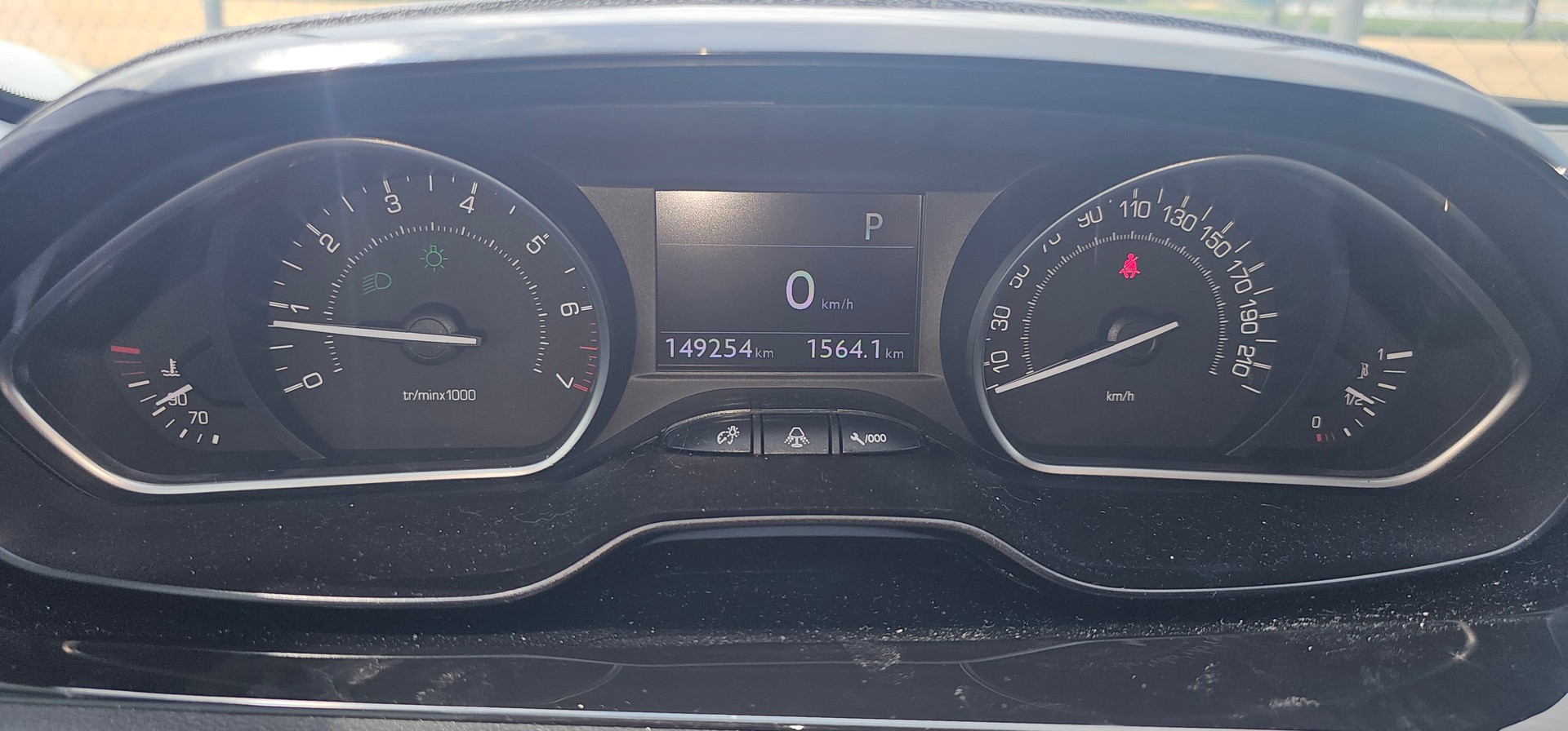 PEUGEOT 208 1.6 VTI Allure Automatik-image-7