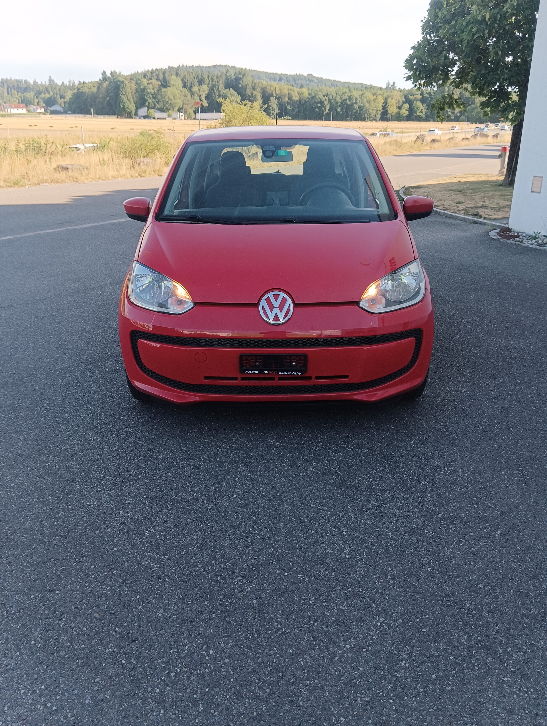 VW Up 1.0 BMT black up Art on Ice
