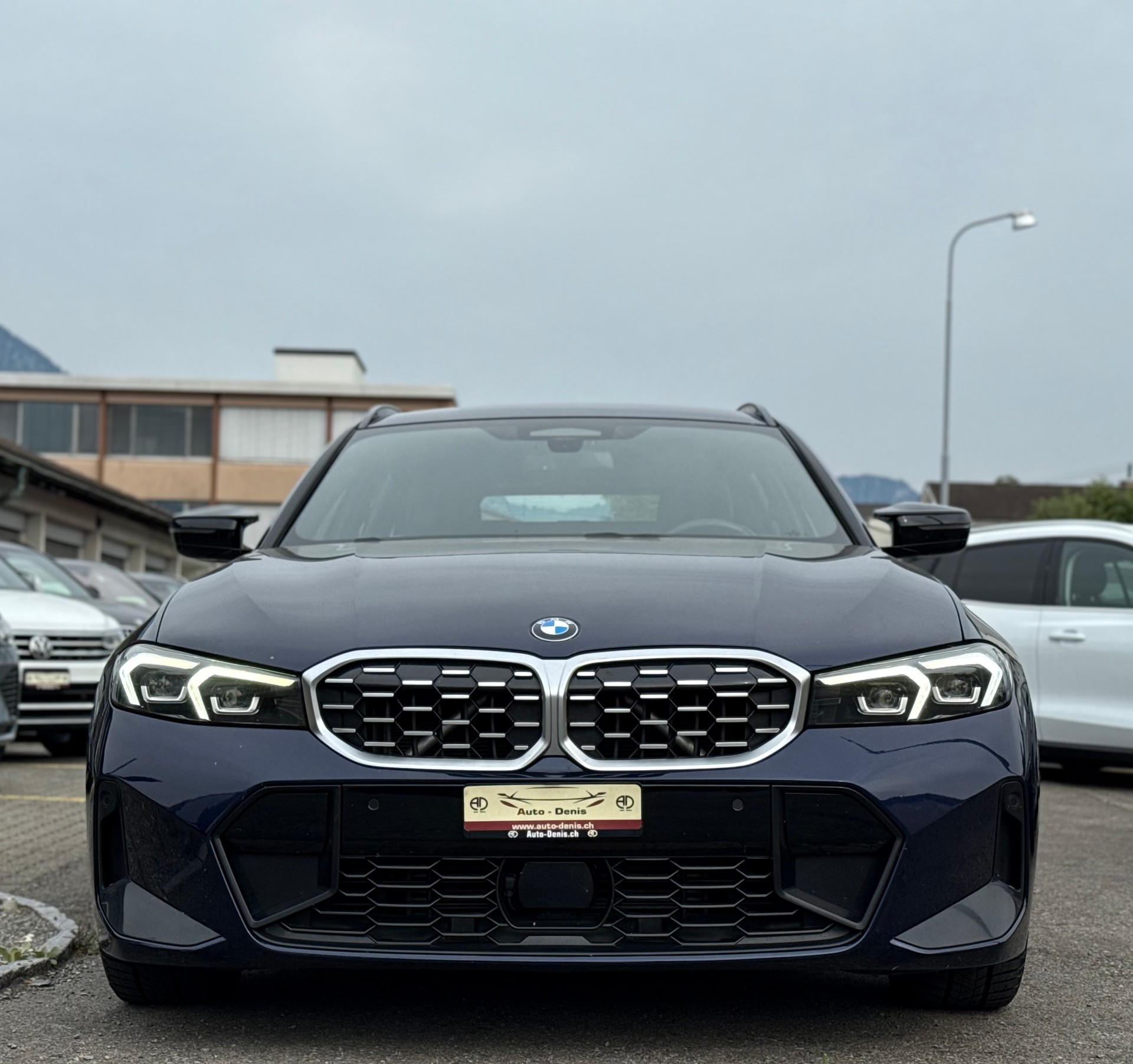BMW M340d xDrive Steptronic Sport LCI-showroom-element-1