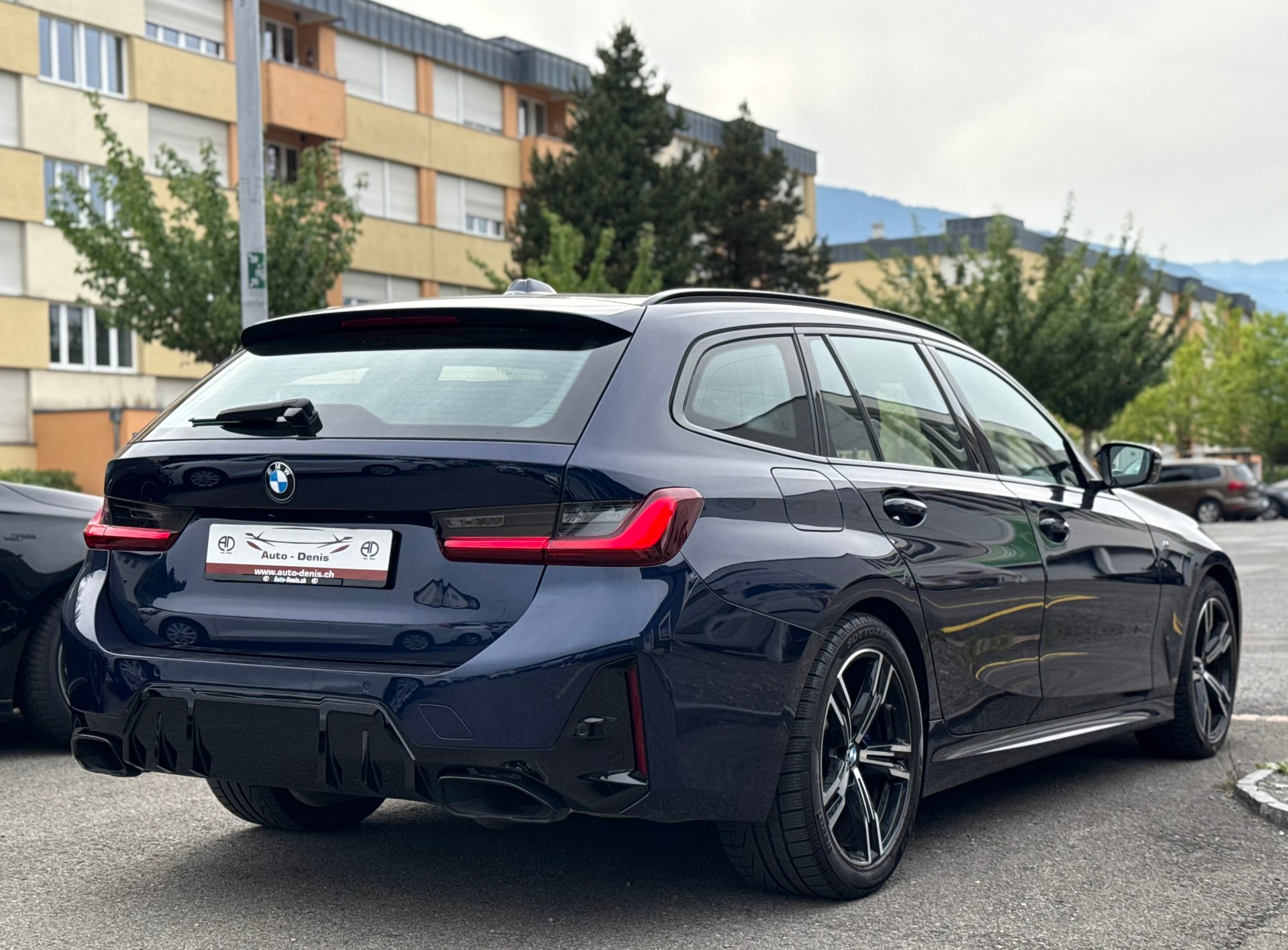 BMW M340d xDrive Steptronic Sport LCI-showroom-element-3