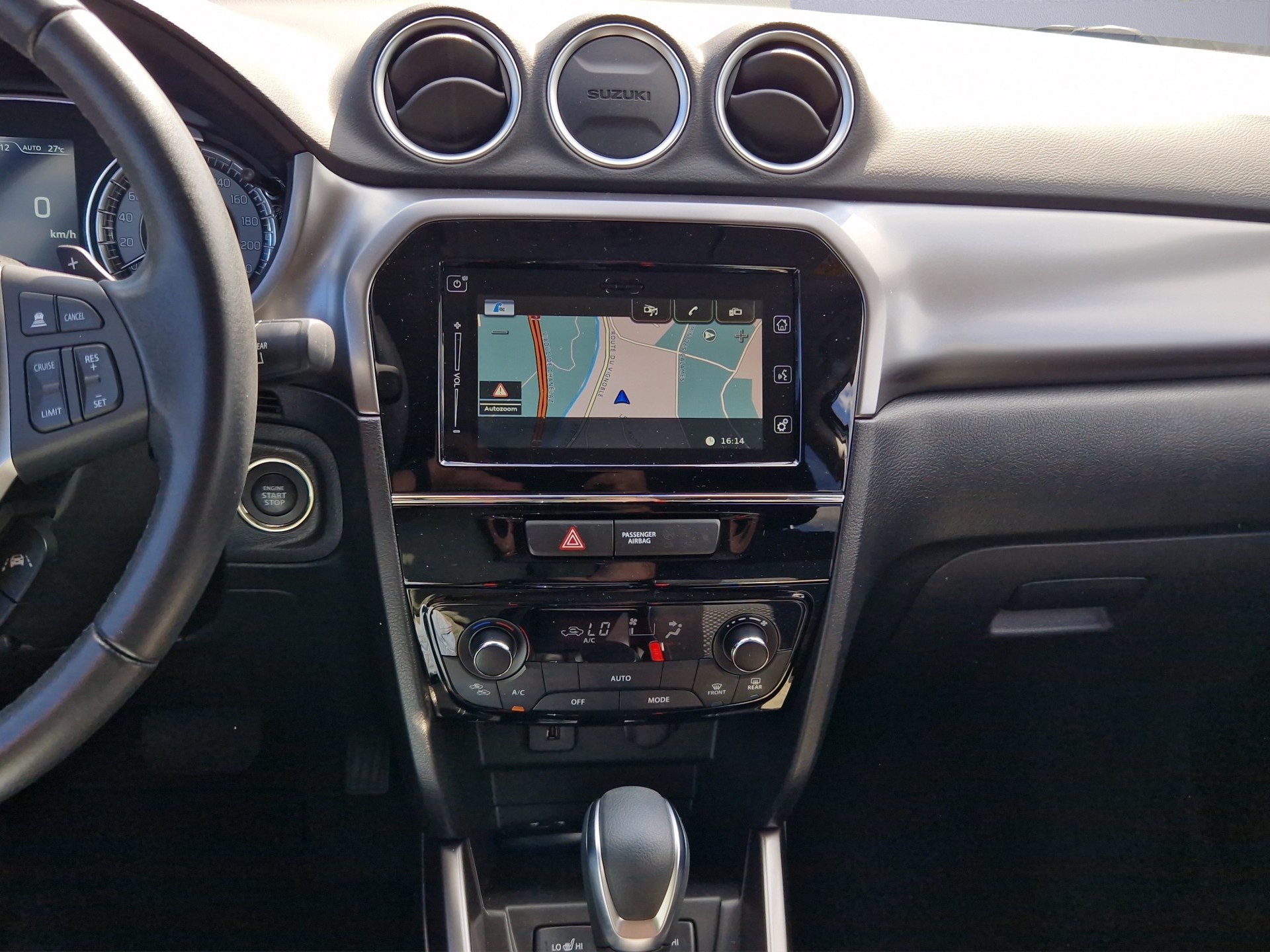 SUZUKI Vitara 1.5B Compact Top Hybrid 4x4-image-11