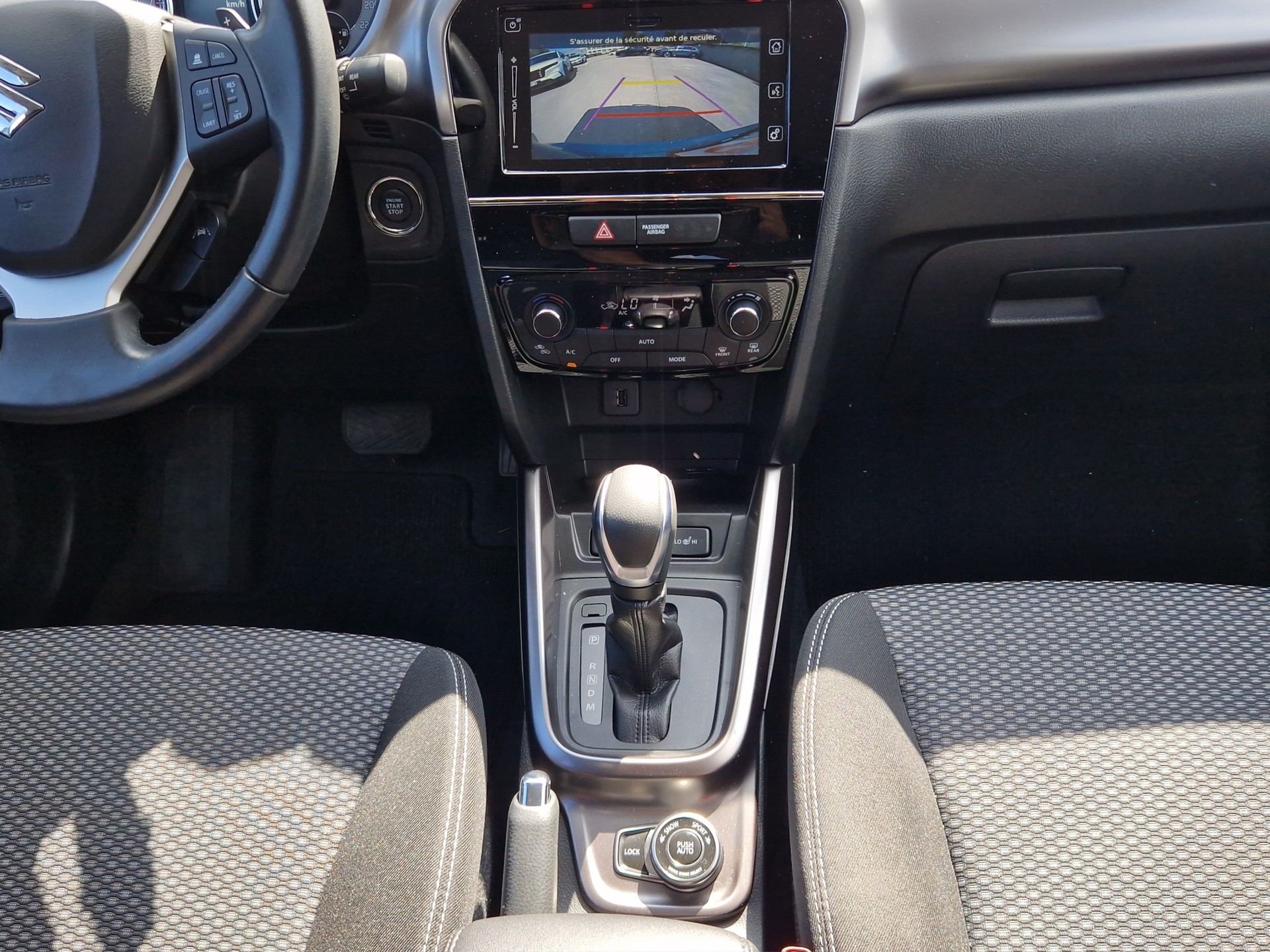 SUZUKI Vitara 1.5B Compact Top Hybrid 4x4-image-14
