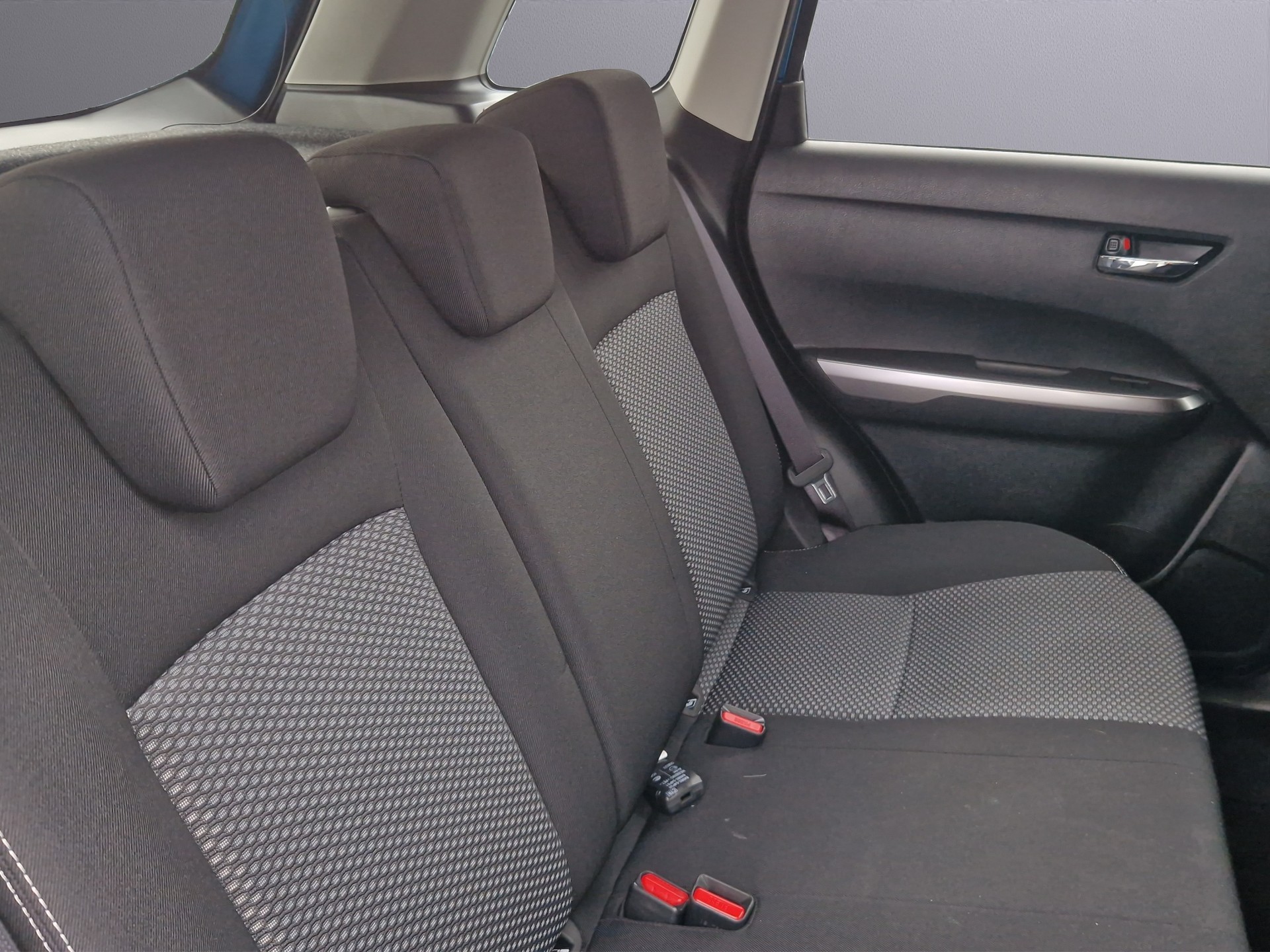 SUZUKI Vitara 1.5B Compact Top Hybrid 4x4-image-18