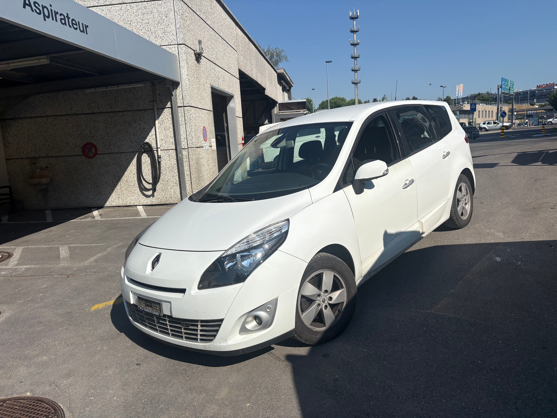 RENAULT Grand Scénic 1.4 16V Turbo Expression