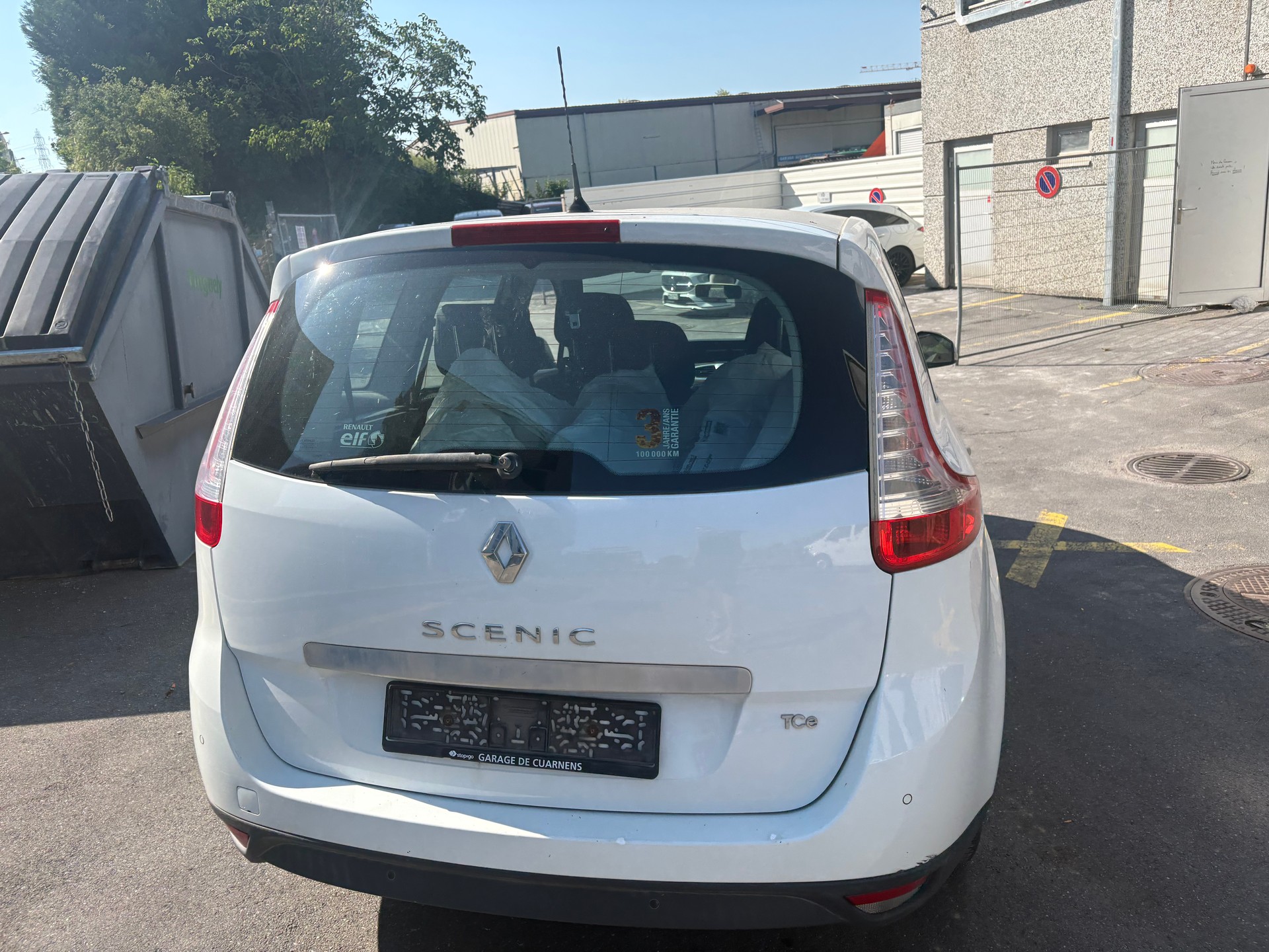 RENAULT Grand Scénic 1.4 16V Turbo Expression-image-2