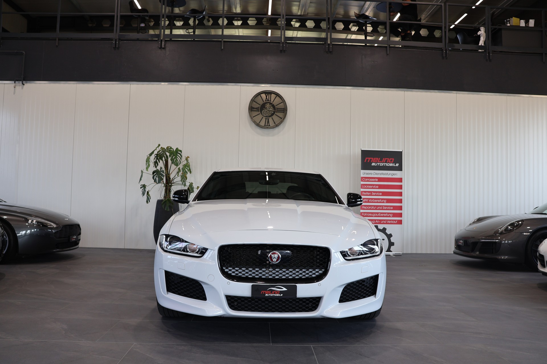 JAGUAR XE 20d Landmark AWD Automat-image-3