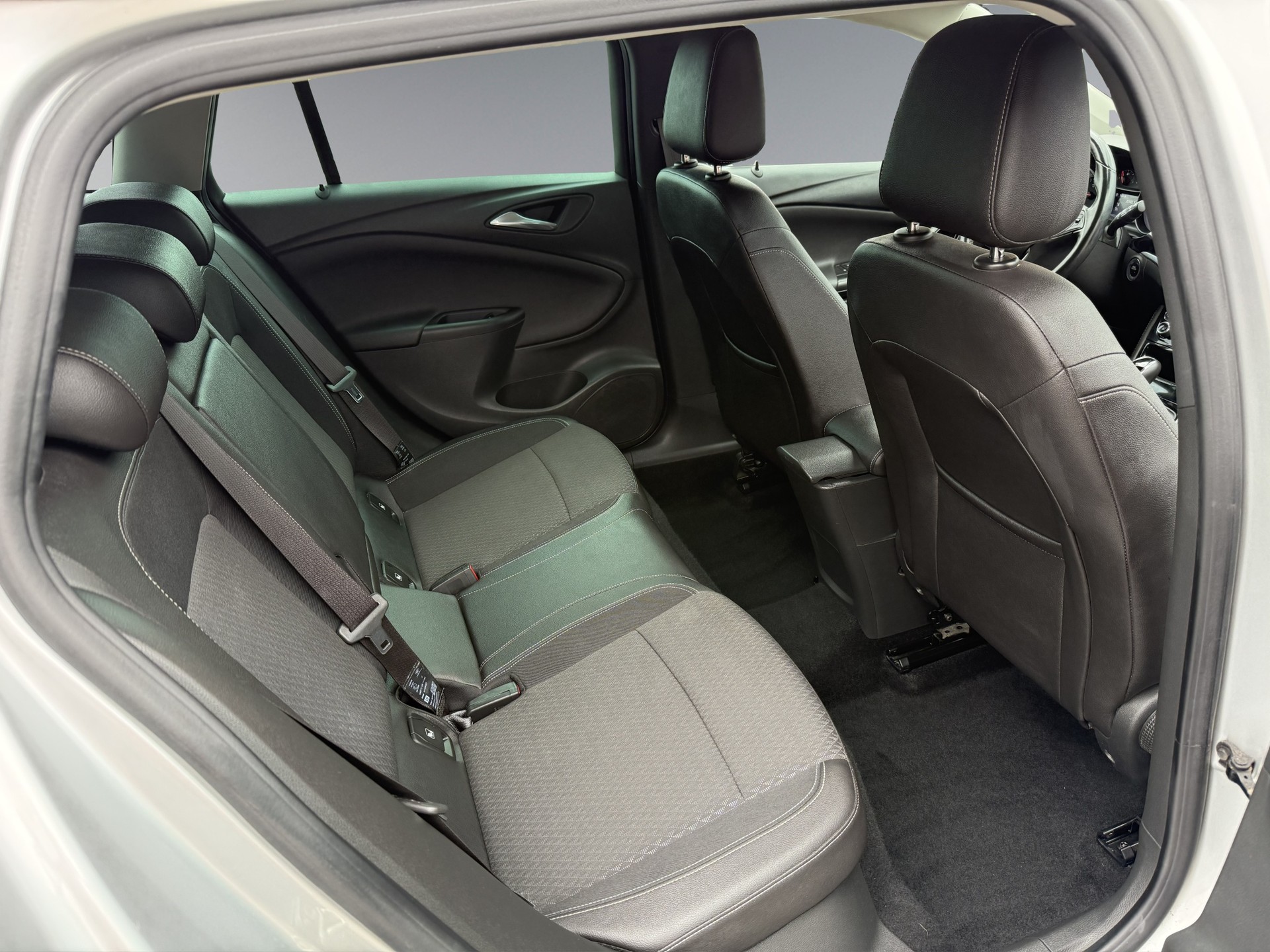 OPEL Astra Sports Tourer 1.4i Turbo Excellence Automat-image-11