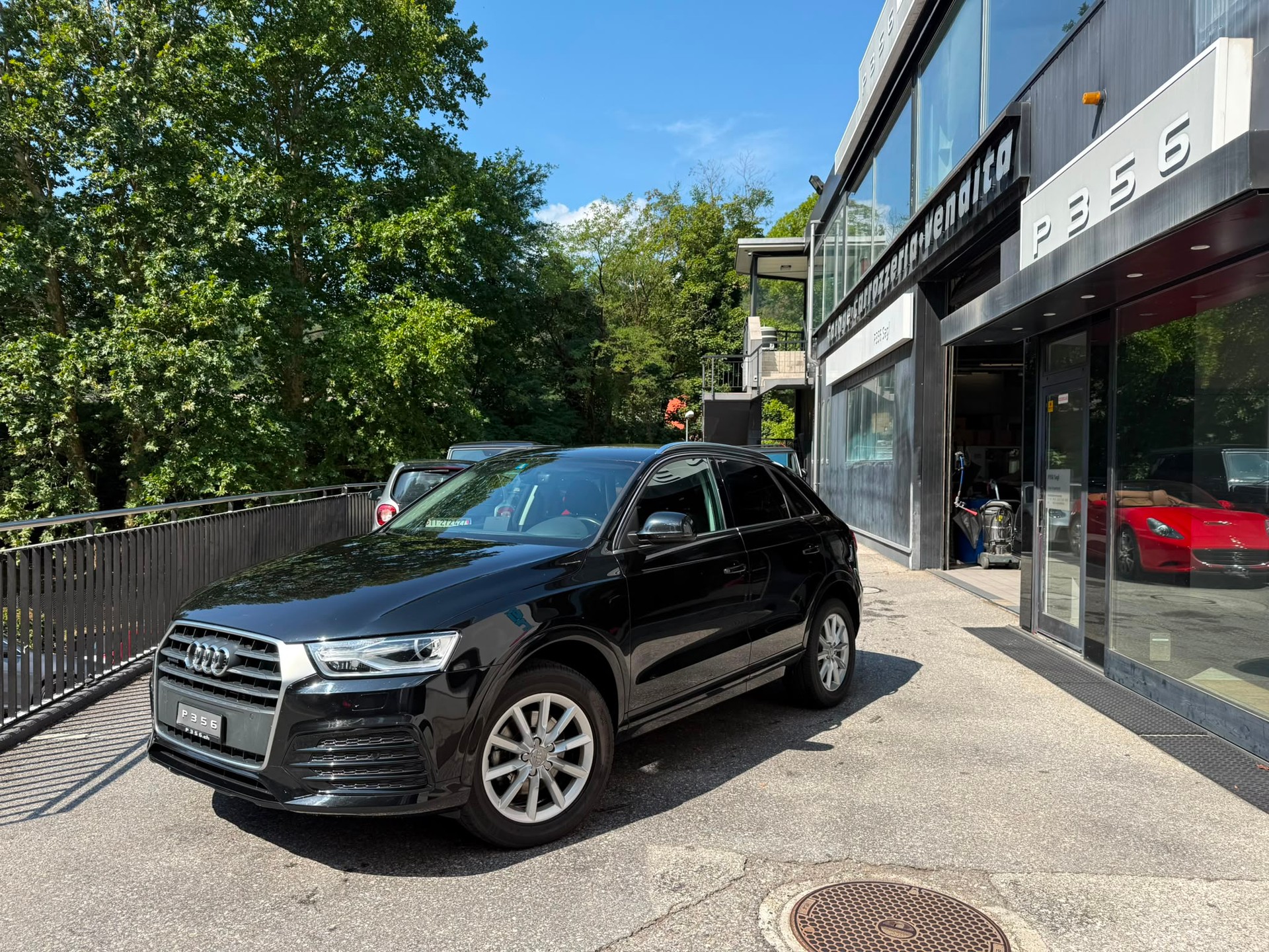 AUDI Q3 2.0 TFSI design quattro S-tronic
