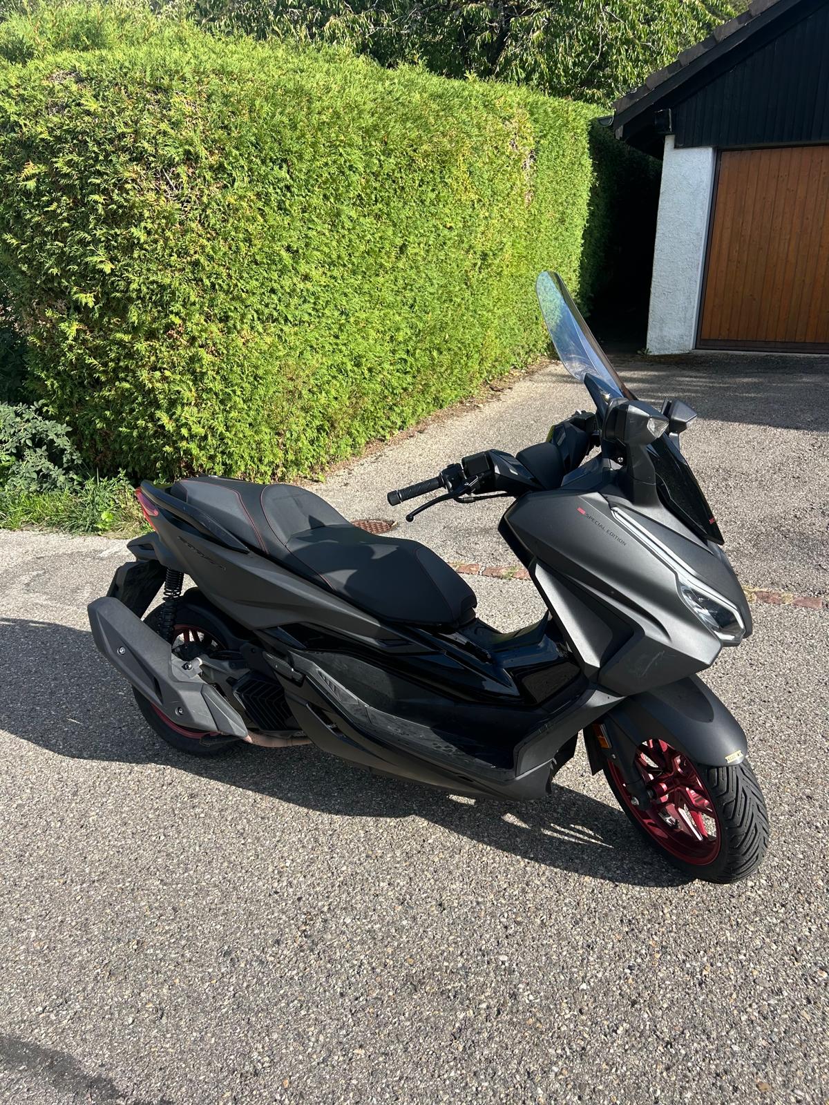 HONDA Nss 125 Forza Special Edition-image-1