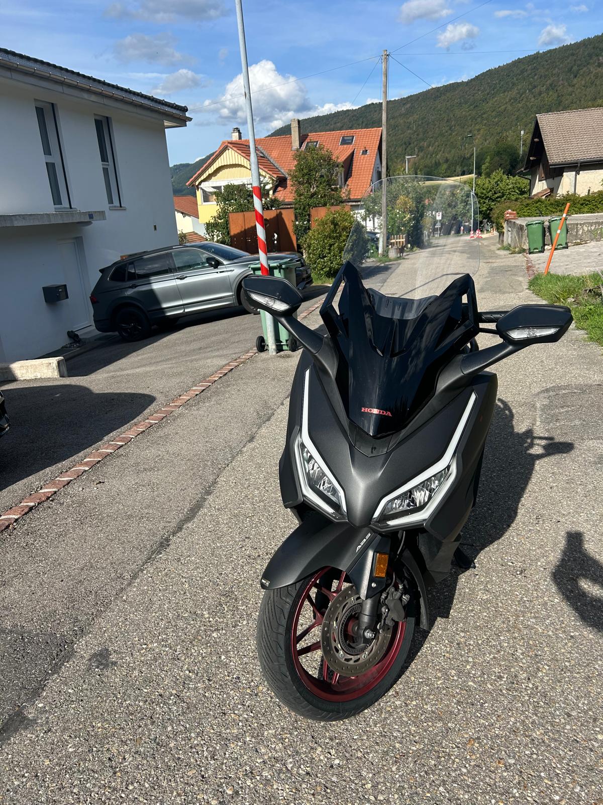 HONDA Nss 125 Forza Special Edition-image-0