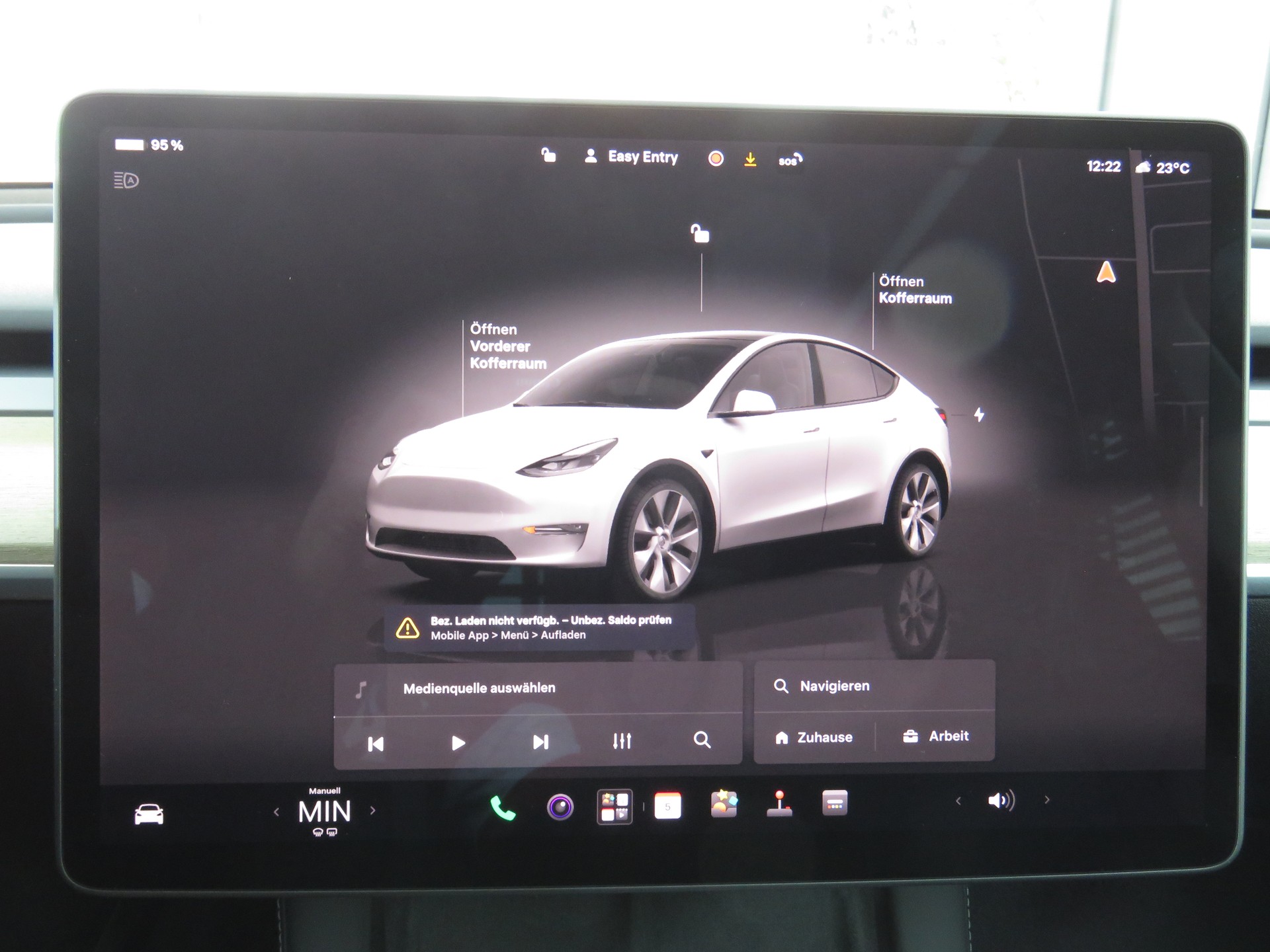 TESLA Model Y RWD-image-13