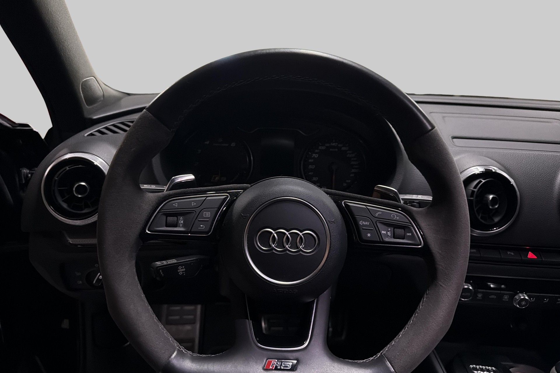 AUDI RS3 Sportback 2.5 TSI quattro S-tronic-image-9