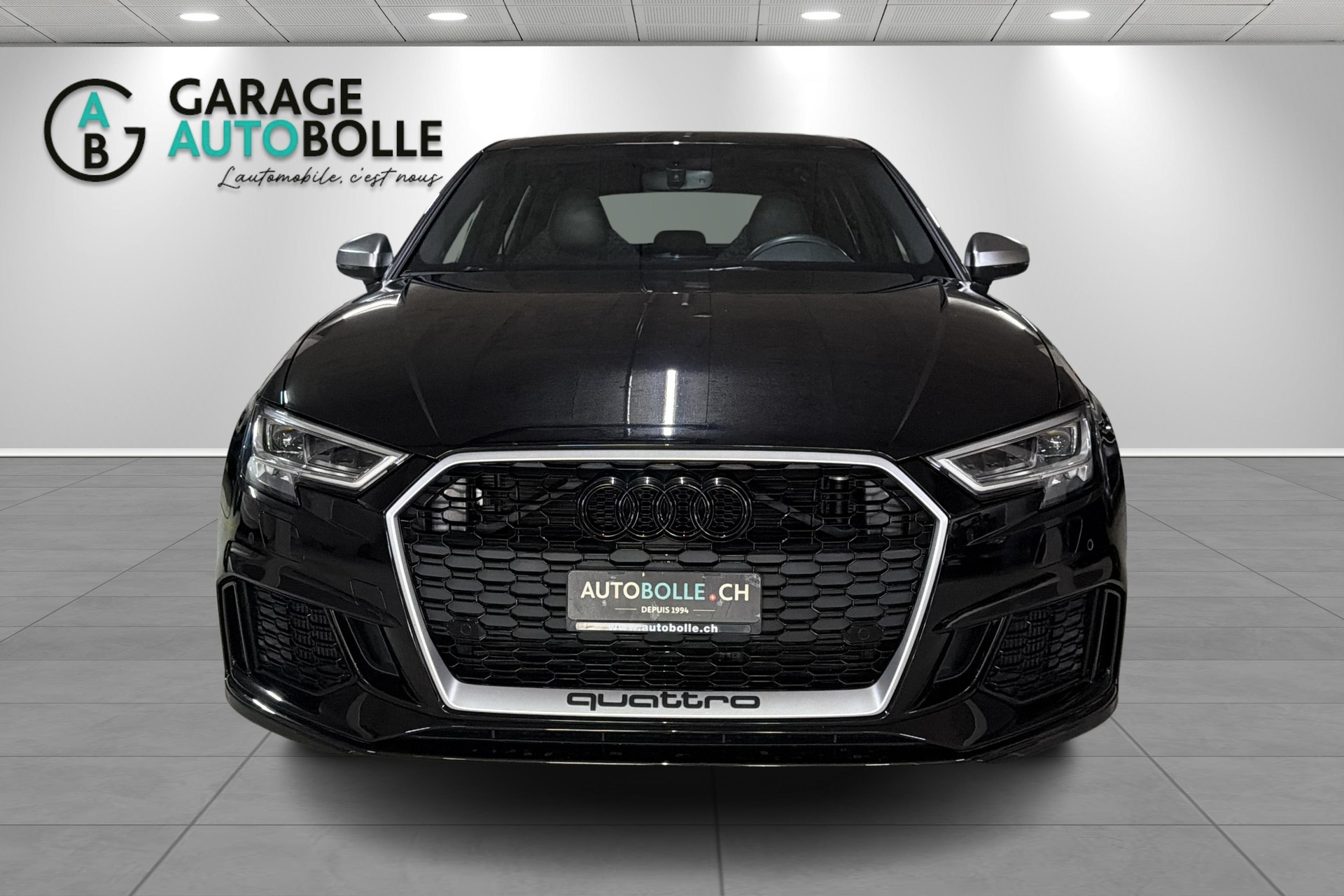 AUDI RS3 Sportback 2.5 TSI quattro S-tronic-showroom-element-1