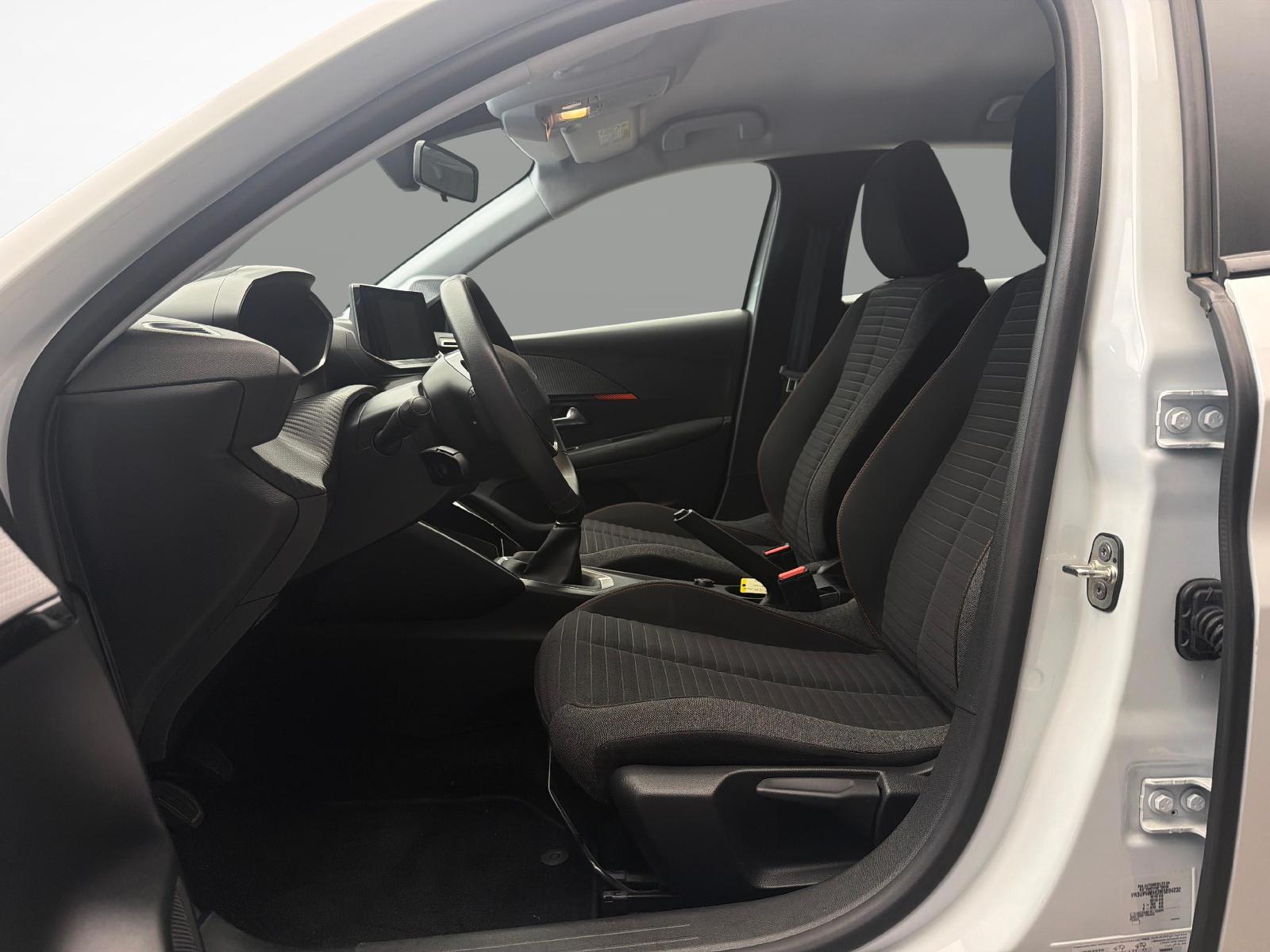 PEUGEOT 208 1.2 PureTech Active Pack-image-9