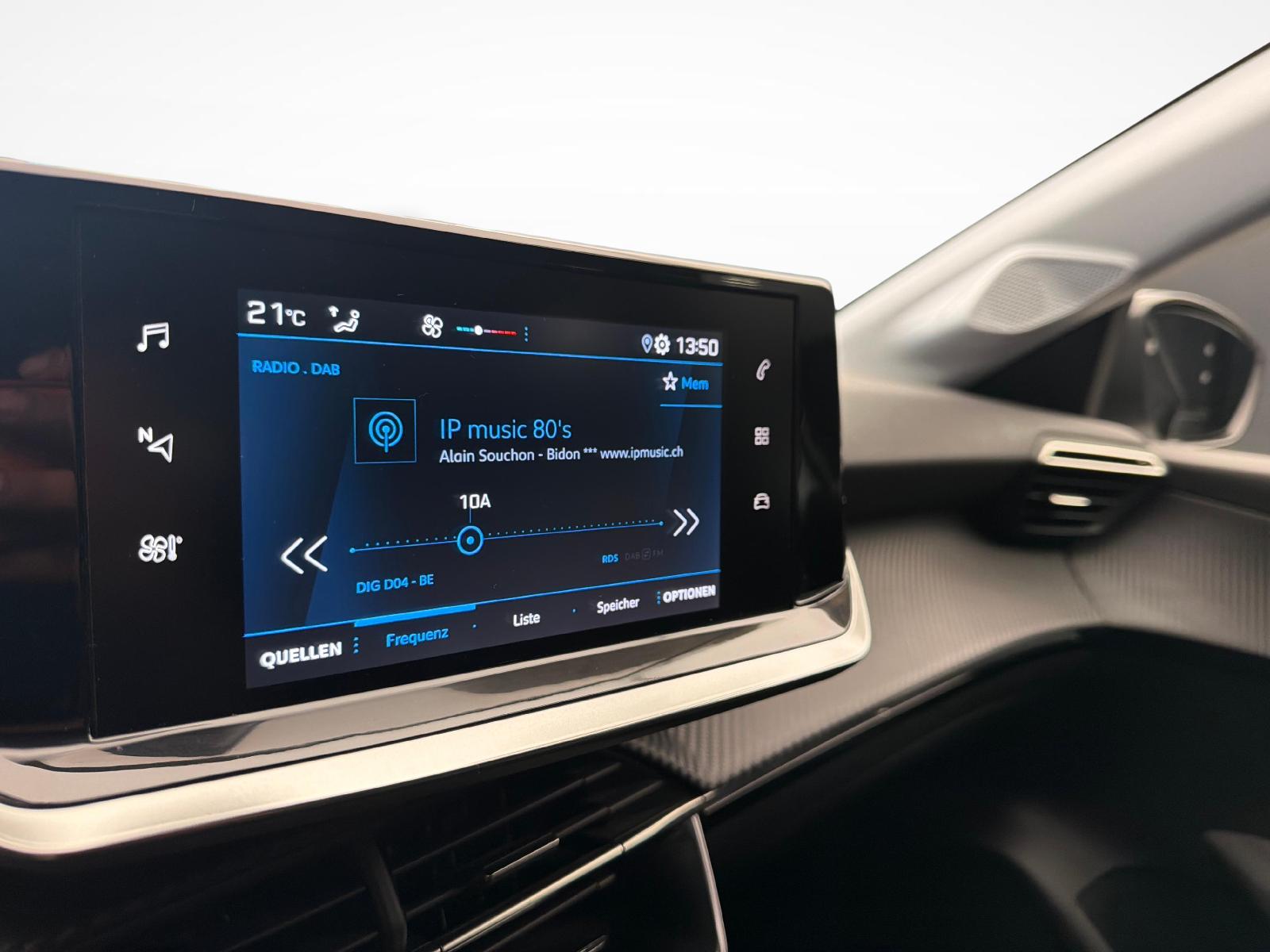 PEUGEOT 208 1.2 PureTech Active Pack-image-13