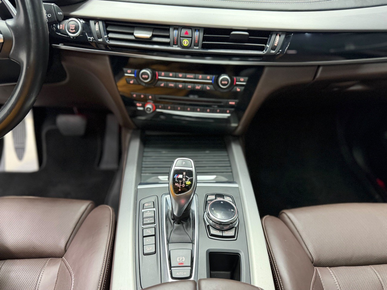 BMW X5 xDrive M50d Steptronic M-Paket | Panorama Dach | Harman/Kardon | Head-Up | 360° Kamera-image-20