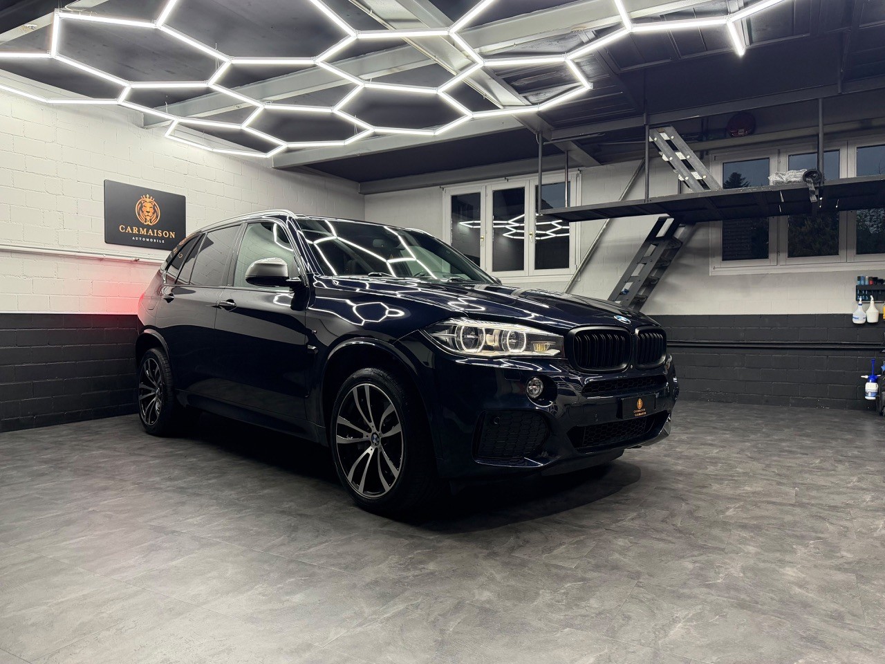 BMW X5 xDrive M50d Steptronic M-Paket | Panorama Dach | Harman/Kardon | Head-Up | 360° Kamera-showroom-element-1