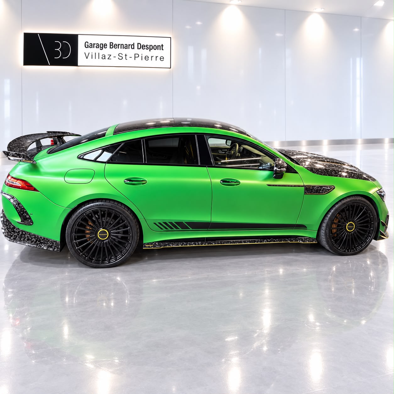 MERCEDES-BENZ AMG GT 4 63 S 4Matic+ E Performance AMG MANSORY 880 PS 1of1-showroom-element-2