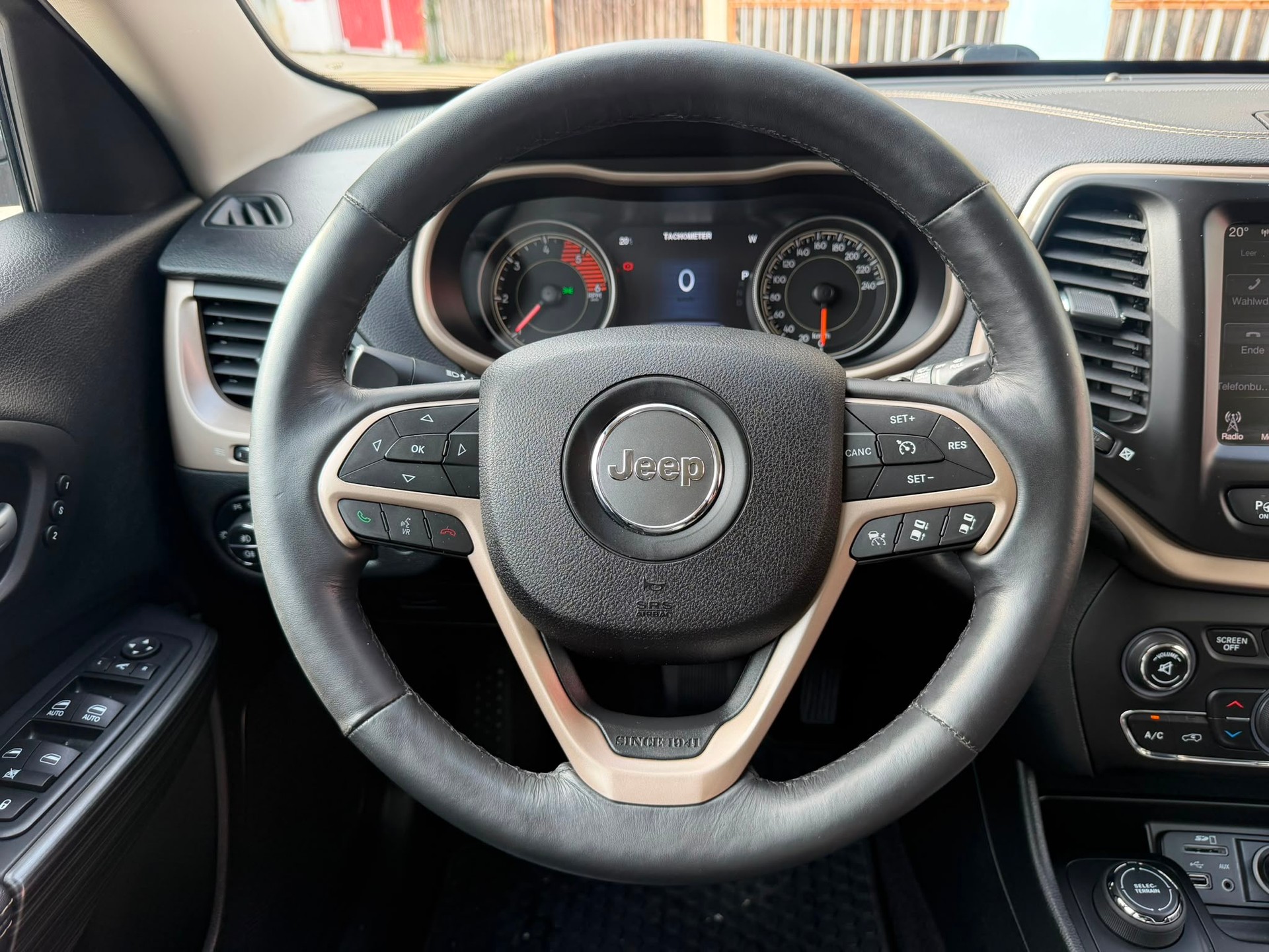 JEEP Cherokee 2.2TD Limited AWD 9ATX-image-16