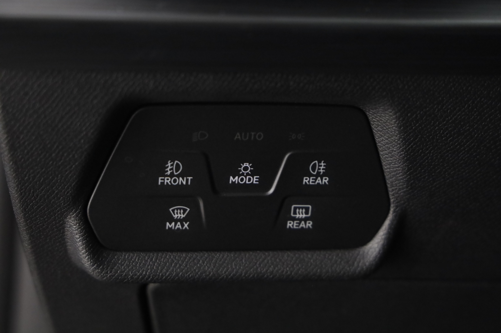 CUPRA Formentor 1.4 e-HYBRID pHEV VZ DSG-image-17