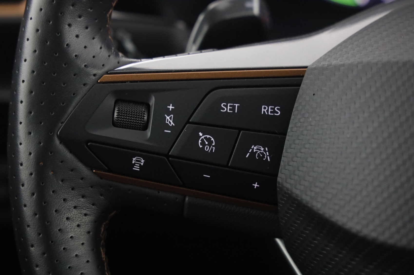 CUPRA Formentor 1.4 e-HYBRID pHEV VZ DSG-image-15
