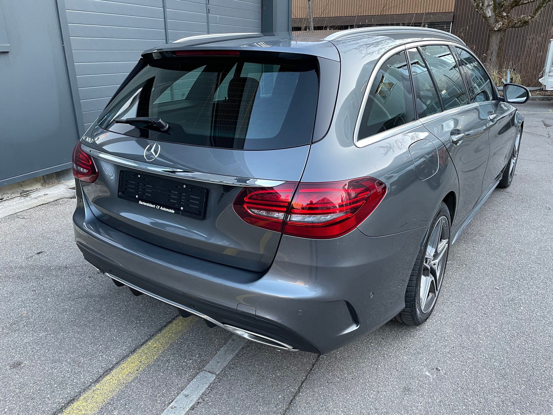MERCEDES-BENZ C 300 AMG Line-image-4