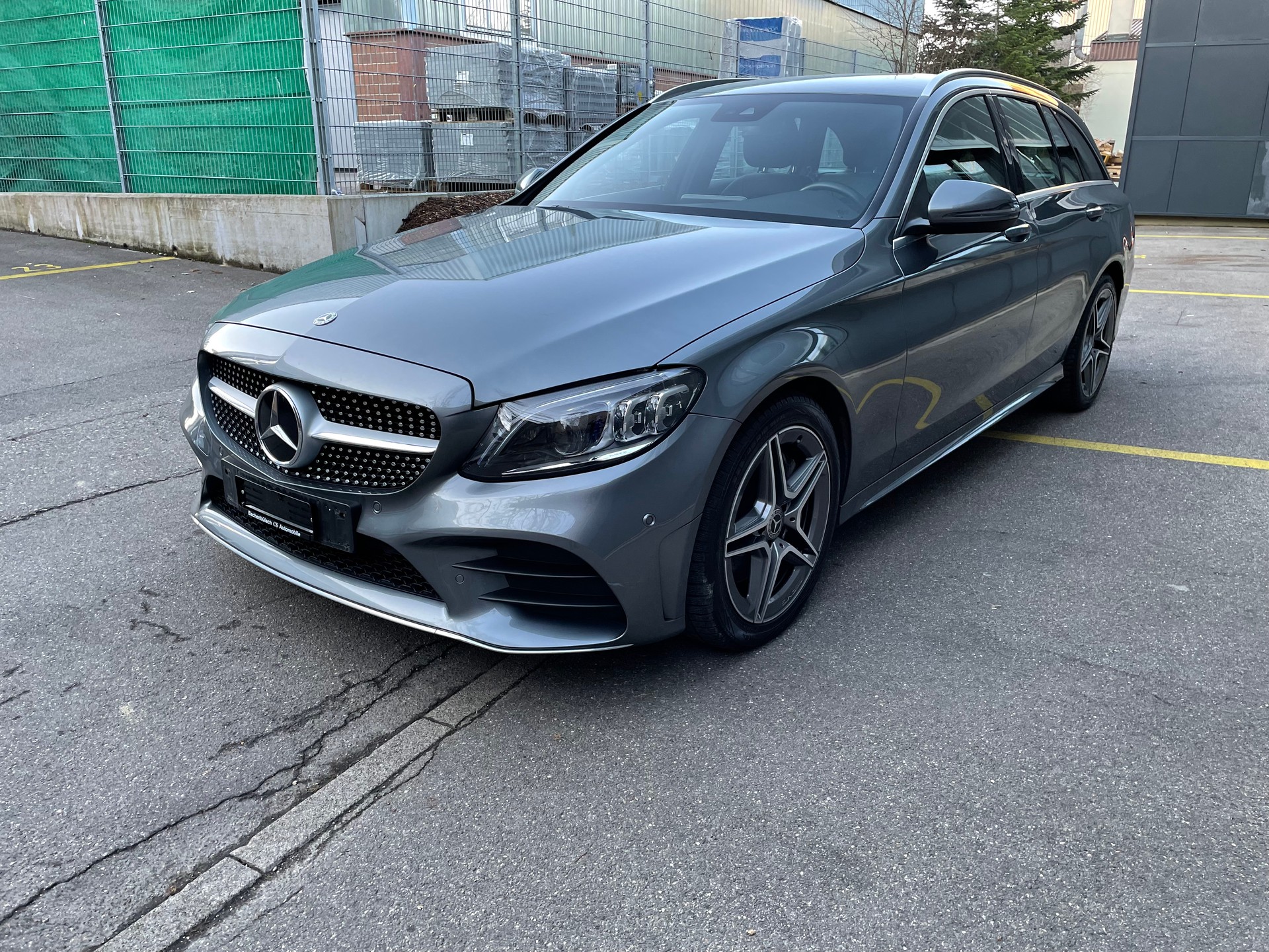 MERCEDES-BENZ C 300 AMG Line-showroom-element-2