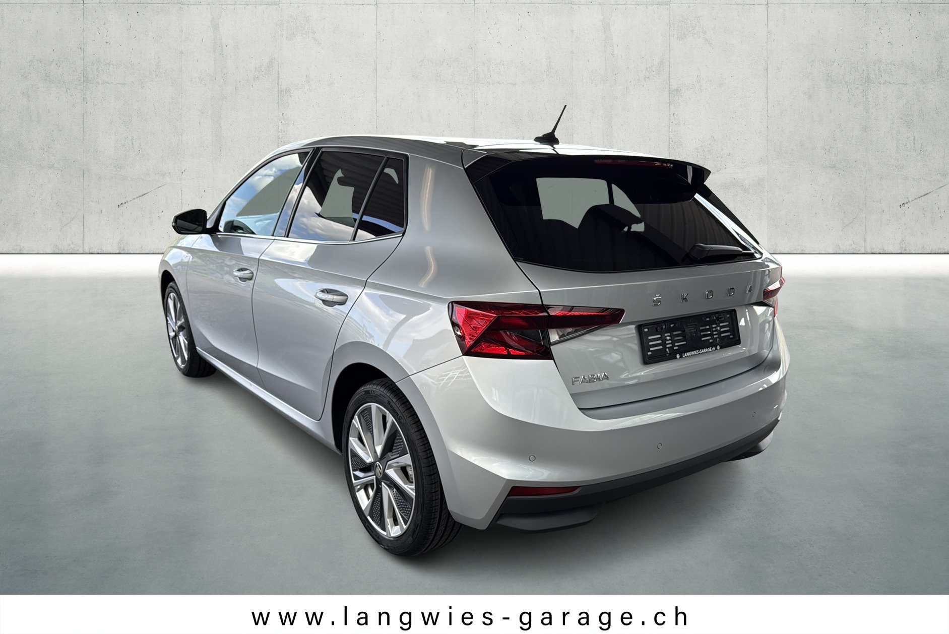 SKODA Fabia 1.5 TSI Style Plus DSG-showroom-element-2