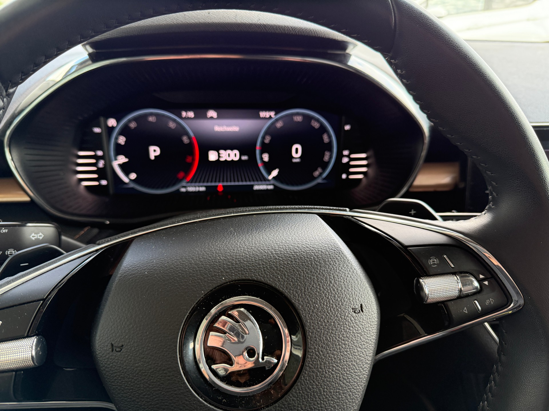 SKODA Fabia 1.5 TSI Style Plus DSG-image-5