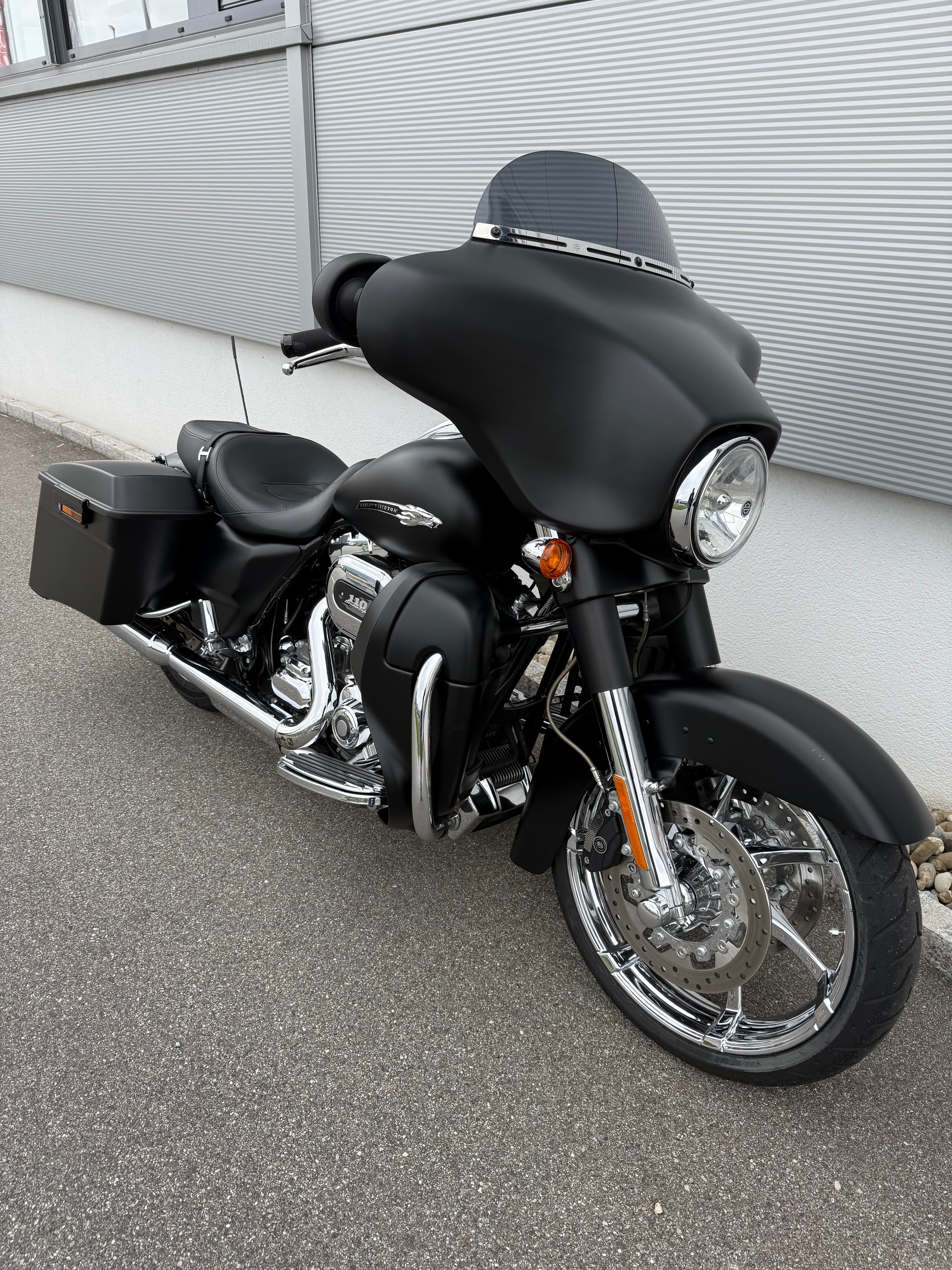 HARLEY-DAVIDSON FLHXSE Street Glide ABS CVO-image-1