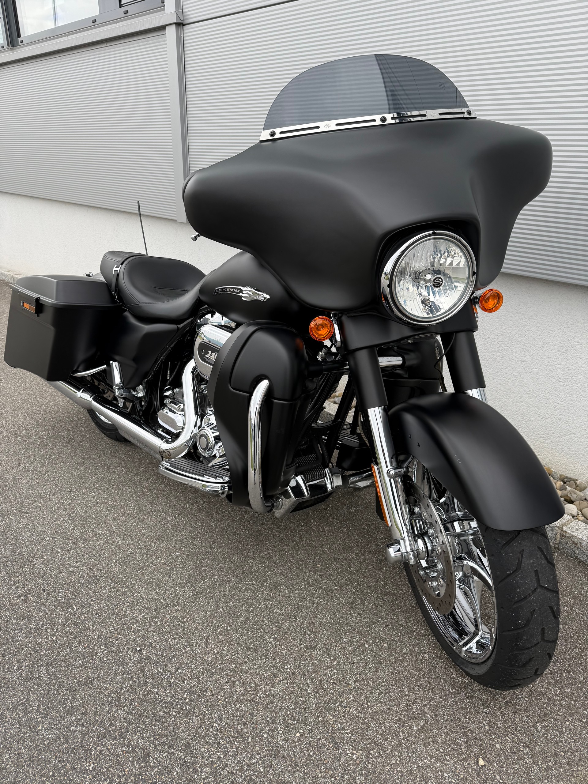 HARLEY-DAVIDSON FLHXSE Street Glide ABS CVO-image-2