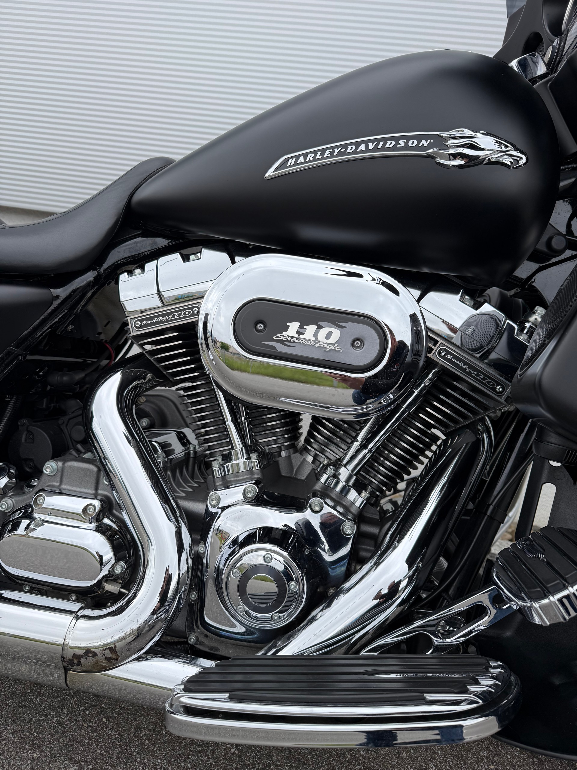 HARLEY-DAVIDSON FLHXSE Street Glide ABS CVO-image-4