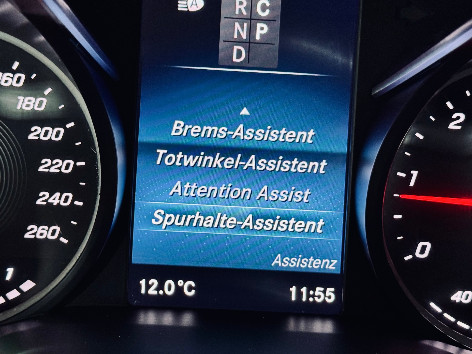 MERCEDES-BENZ V 300 d lang Avantgarde 4Matic 9G-Tronic-image-19