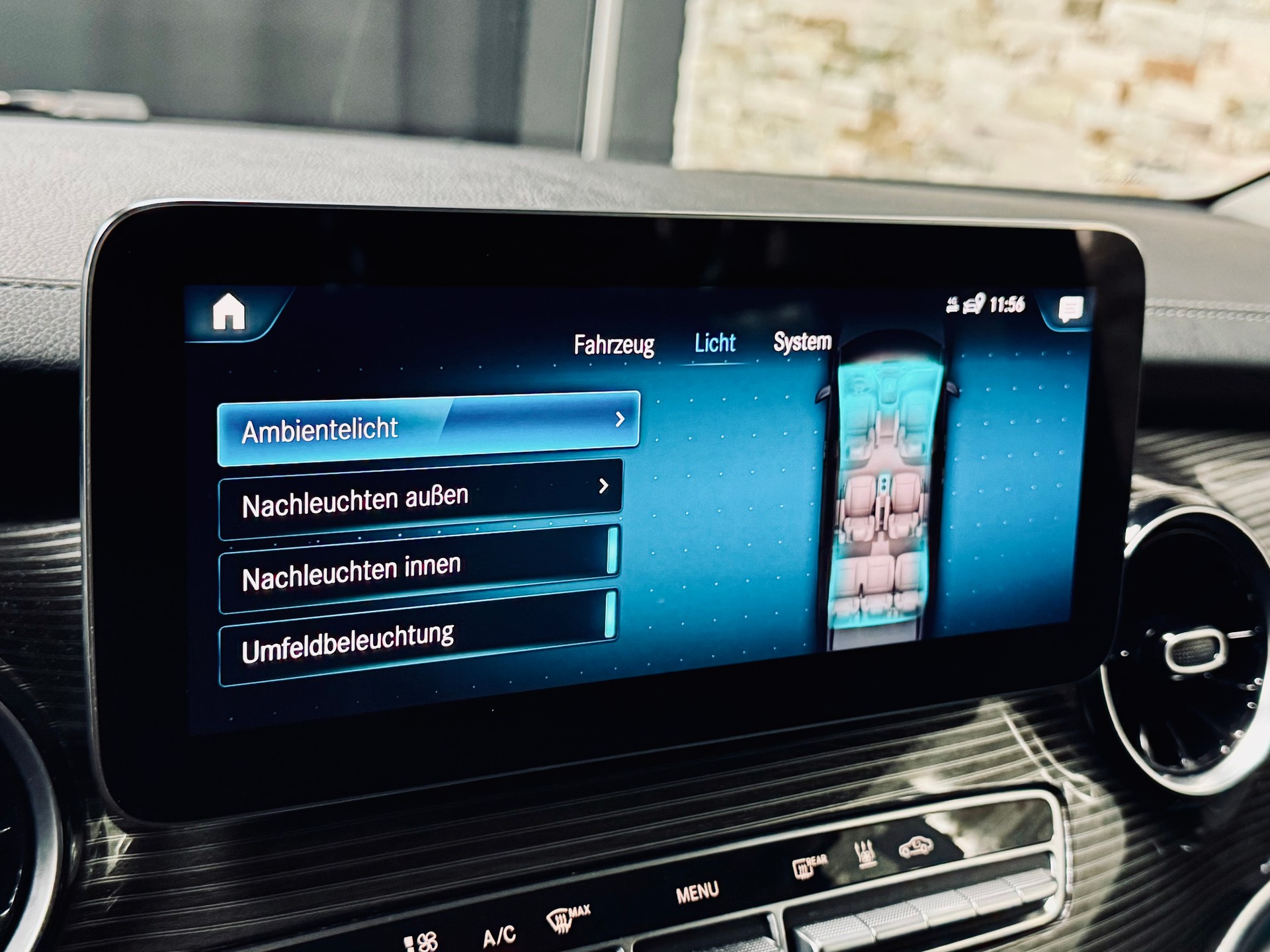 MERCEDES-BENZ V 300 d lang Avantgarde 4Matic 9G-Tronic-image-21