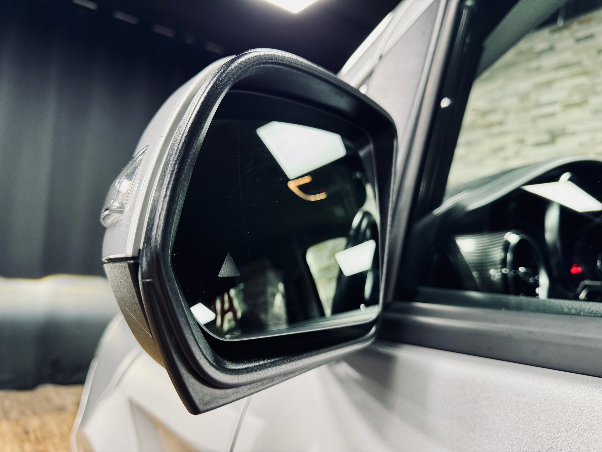 MERCEDES-BENZ V 300 d lang Avantgarde 4Matic 9G-Tronic-image-8
