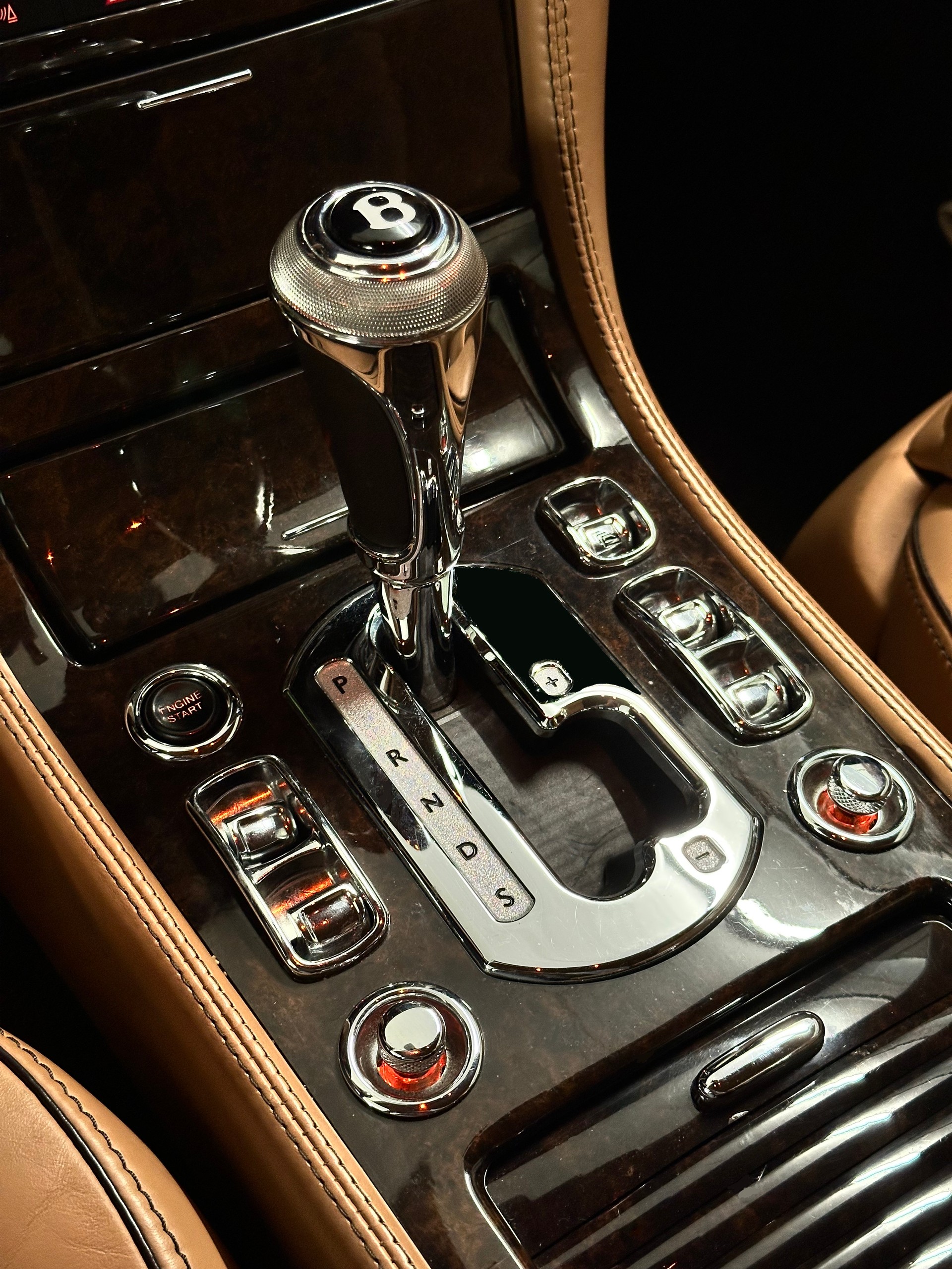 BENTLEY Brooklands-image-15