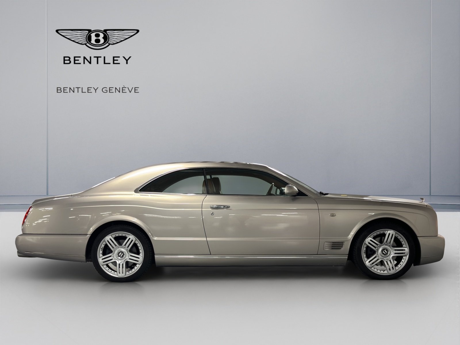BENTLEY Brooklands-image-6