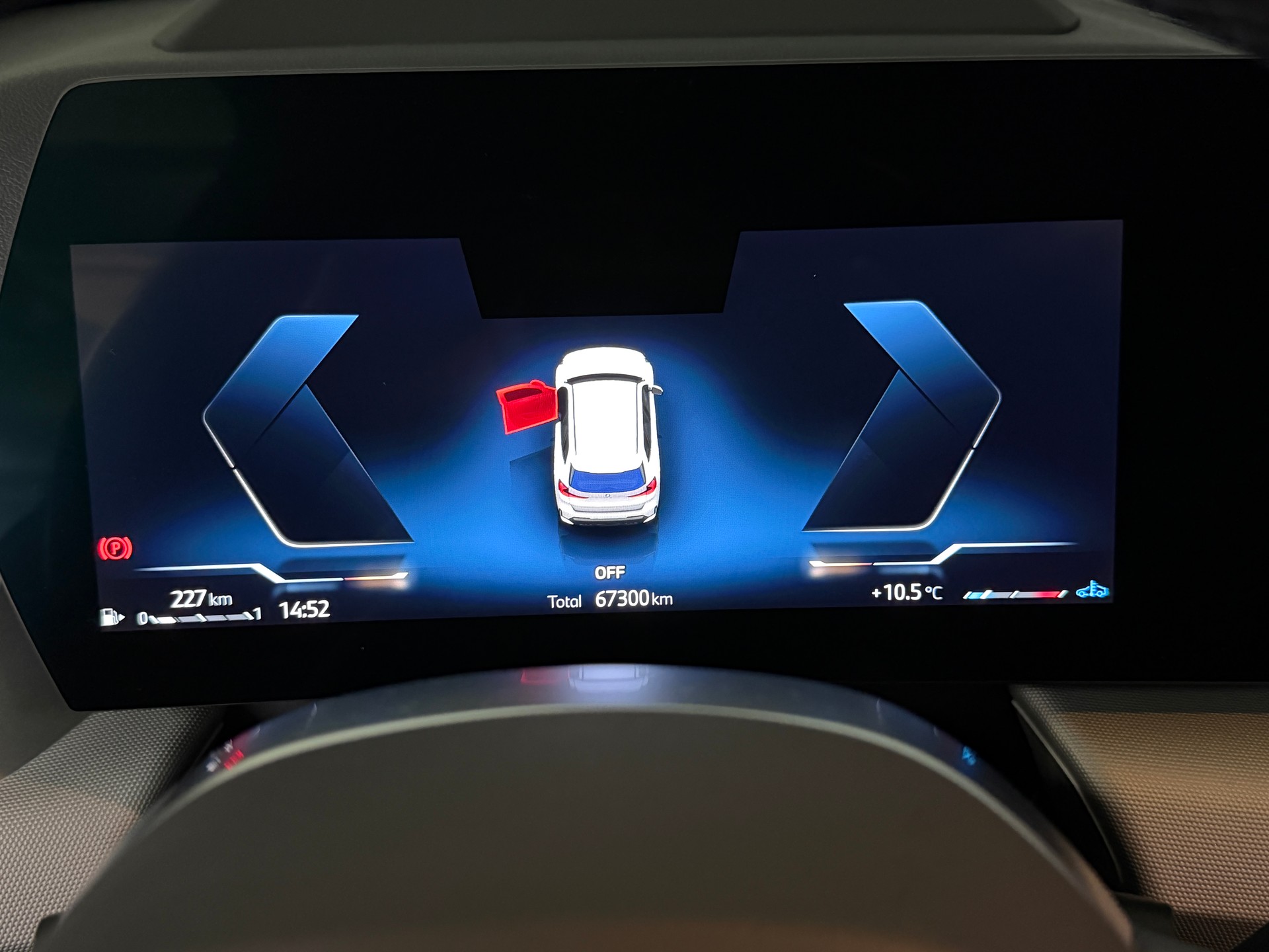 BMW X1 sDrive 18d-image-6