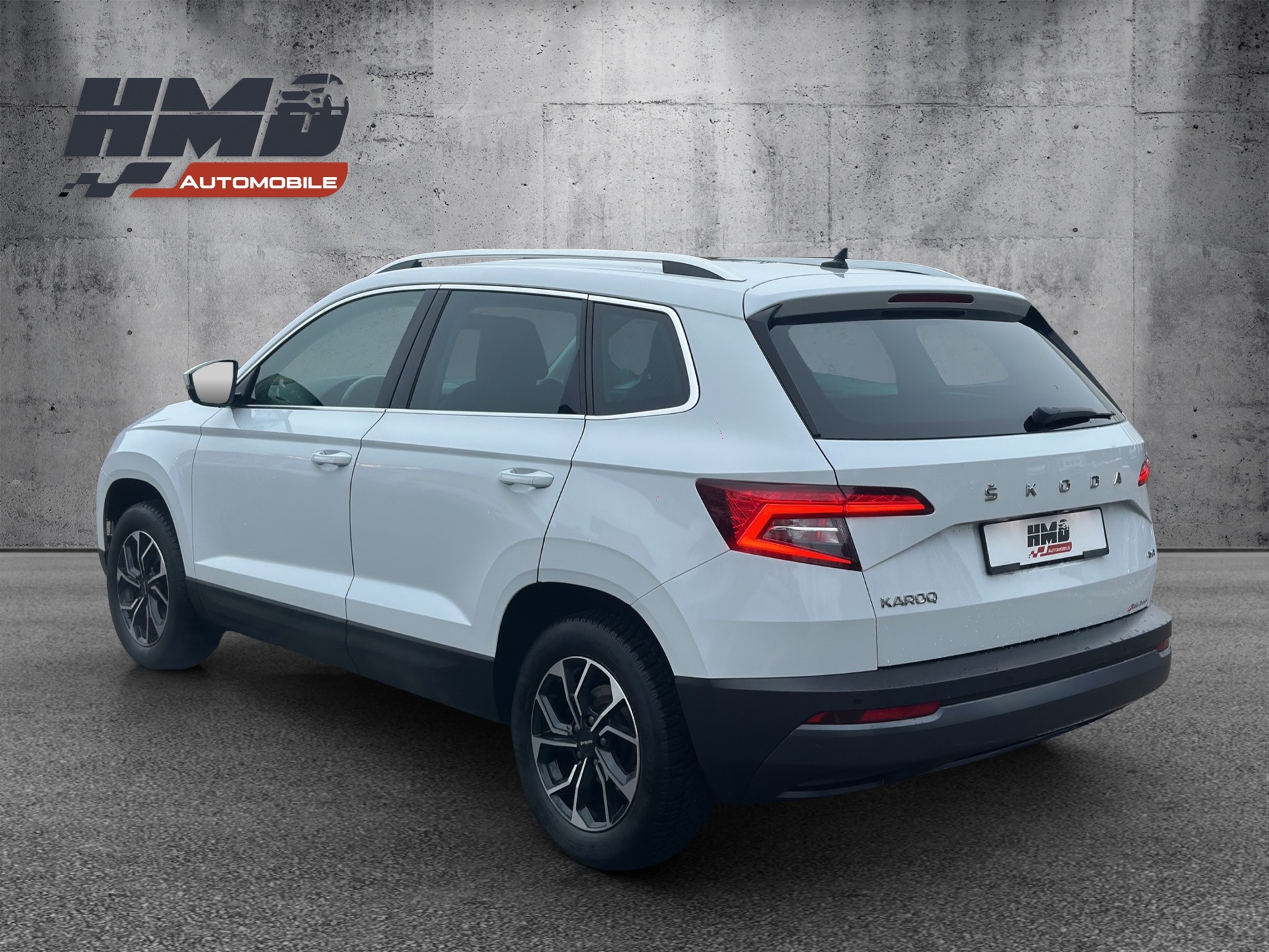 SKODA Karoq 2.0 TDI CR Style 4x4 DSG-image-3
