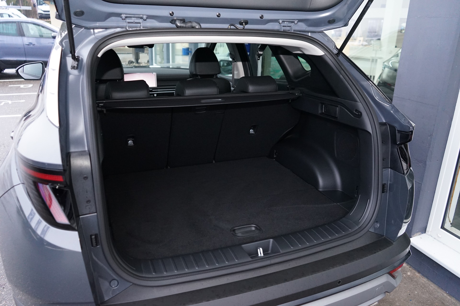 HYUNDAI Tucson 1.6 TGDI HEV Amplia 4WD-image-16