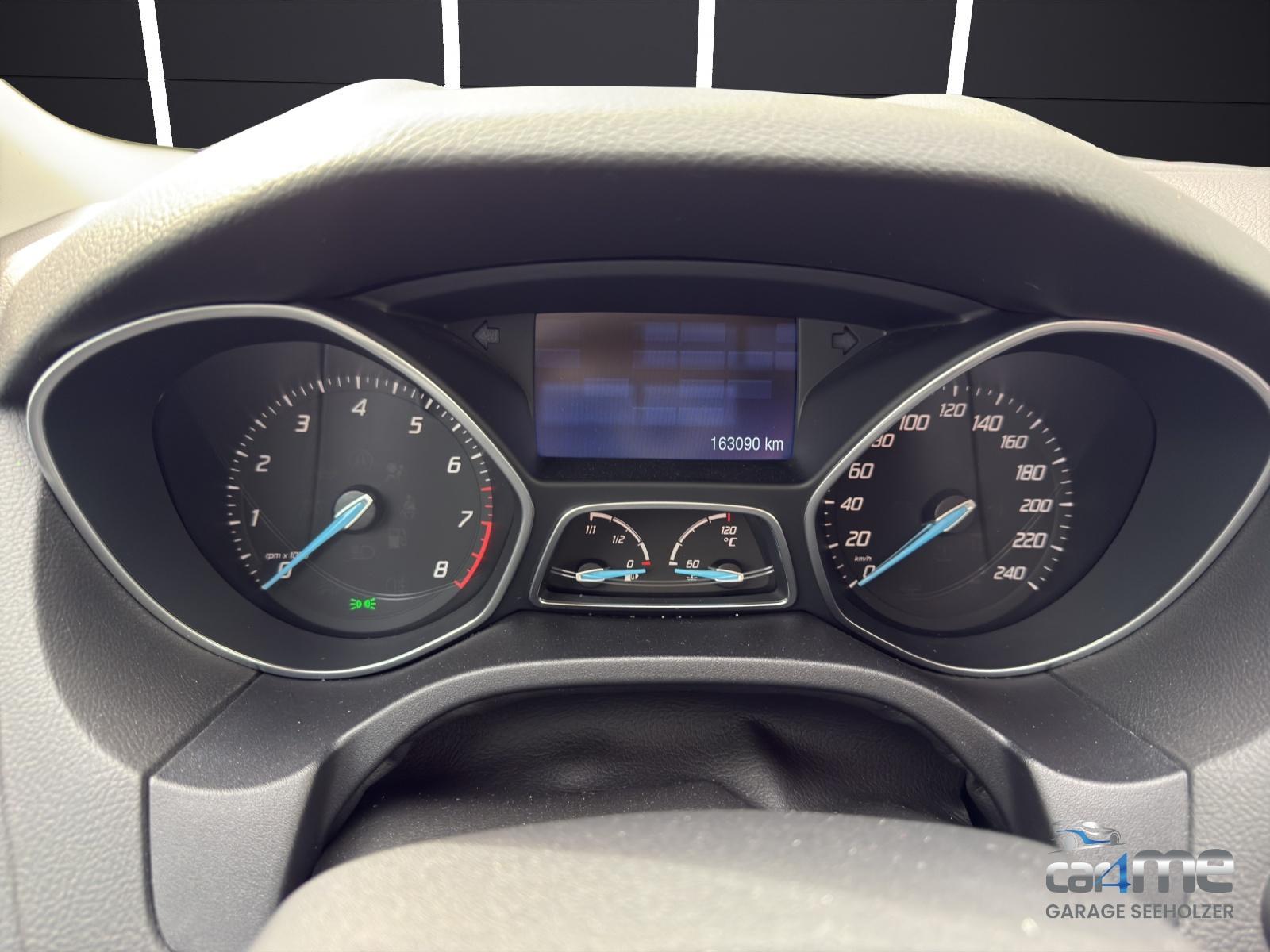 FORD Focus 1.6i EcoB SCTi 182 Titanium-image-15