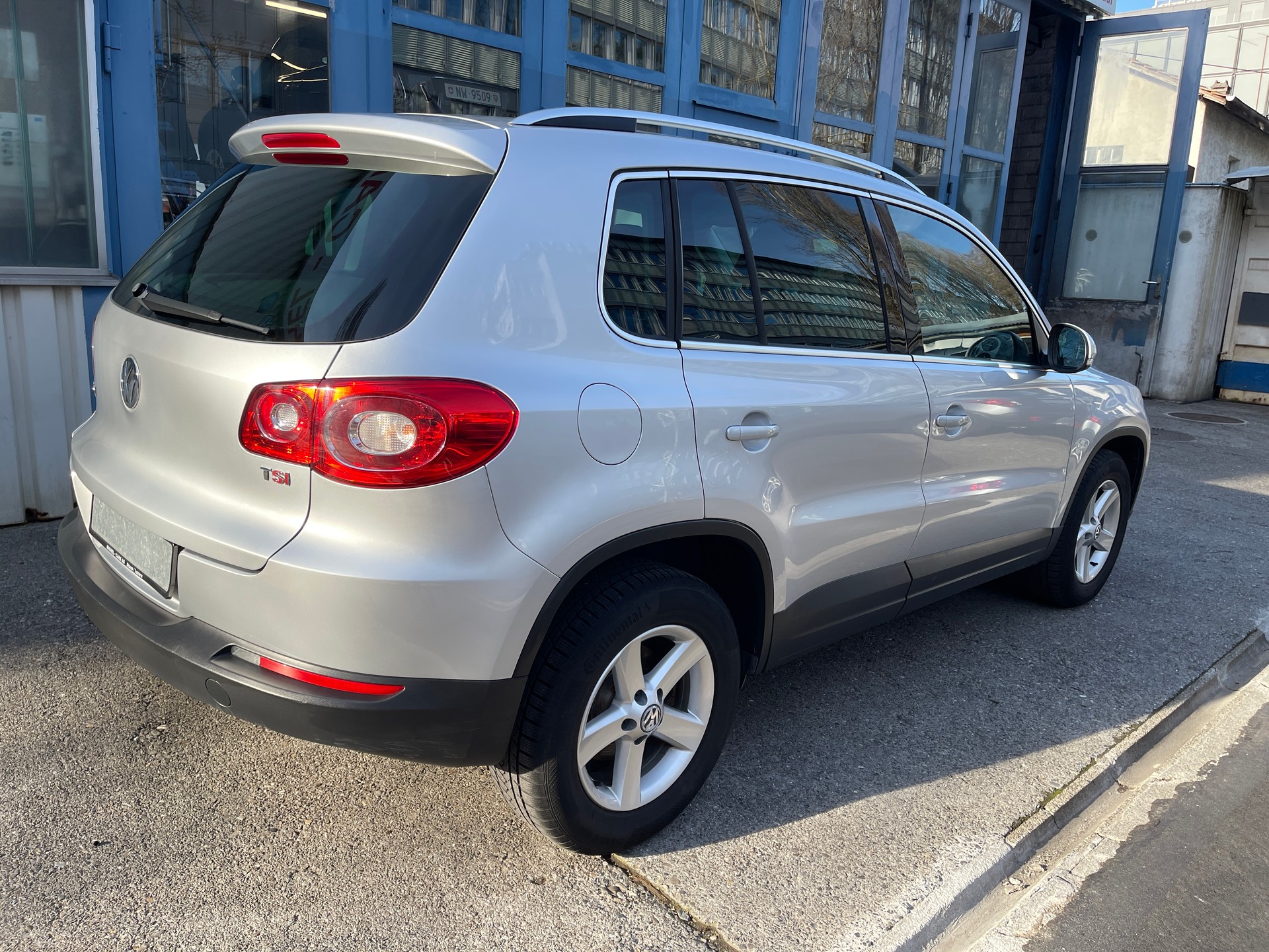 VW Tiguan 1.4 TSI Sport&Style-image-2