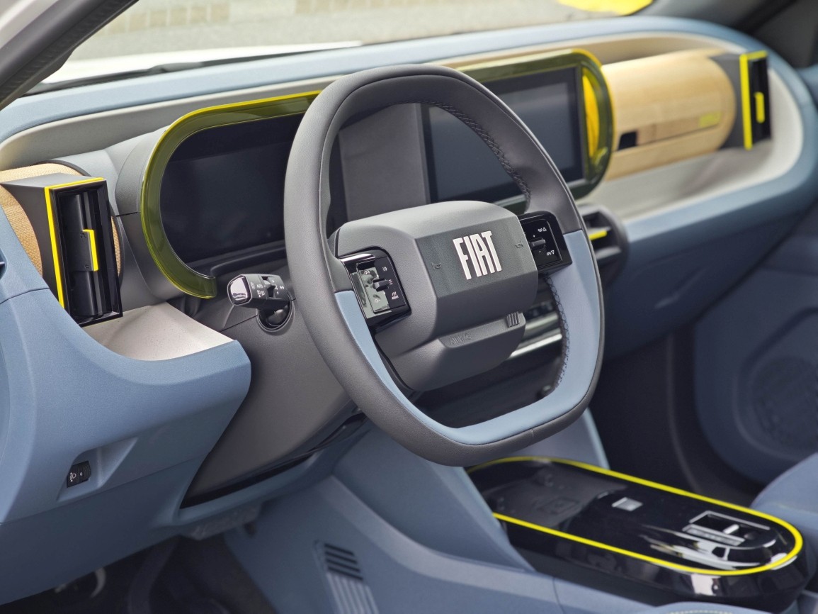 FIAT Grande Panda 1.2 Hybrid La Prima * Winterpaket-image-4