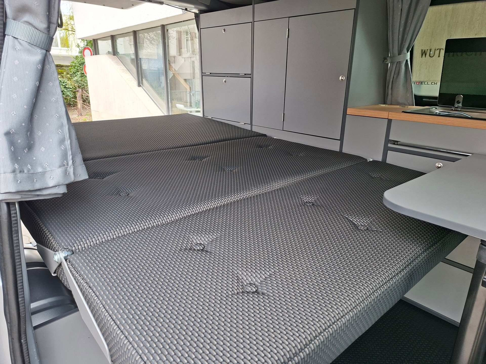 VW T6.1 2.0 TDI MareMonti COMFORT Camper 5Sitze-image-15